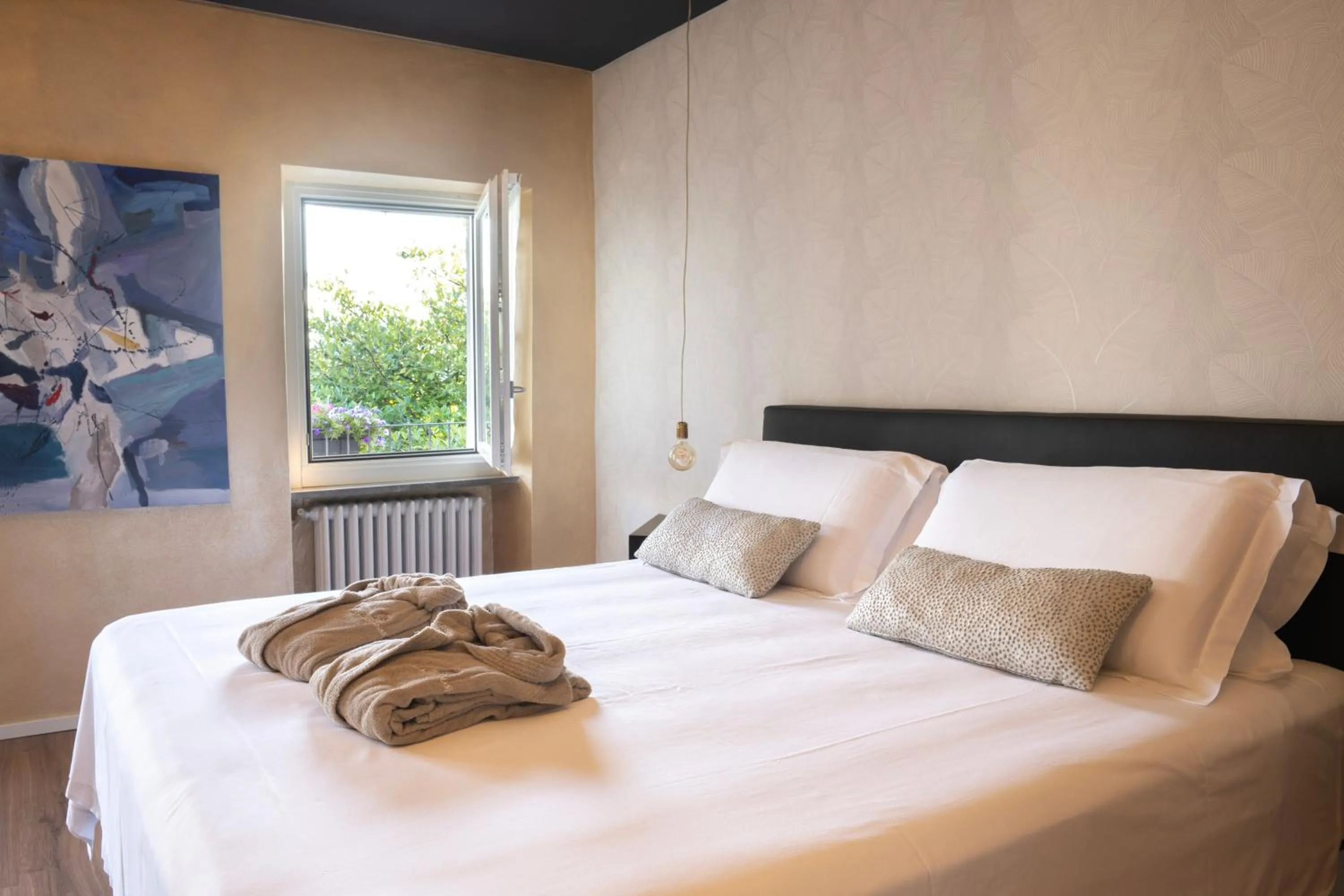 Bed in La Madernassa Resort - Casalora Dimora Storica di Charme