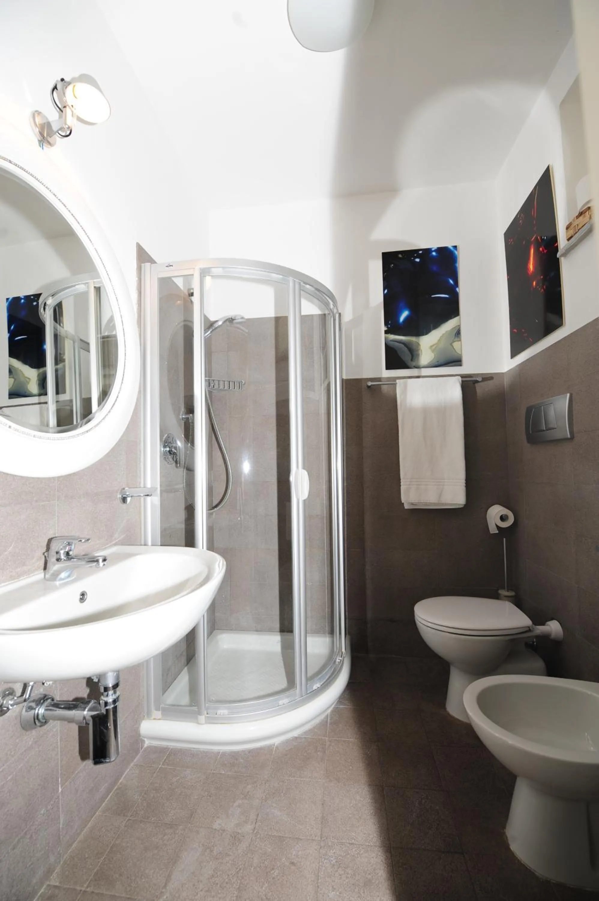 Shower in La Madernassa Resort - Casalora Dimora Storica di Charme