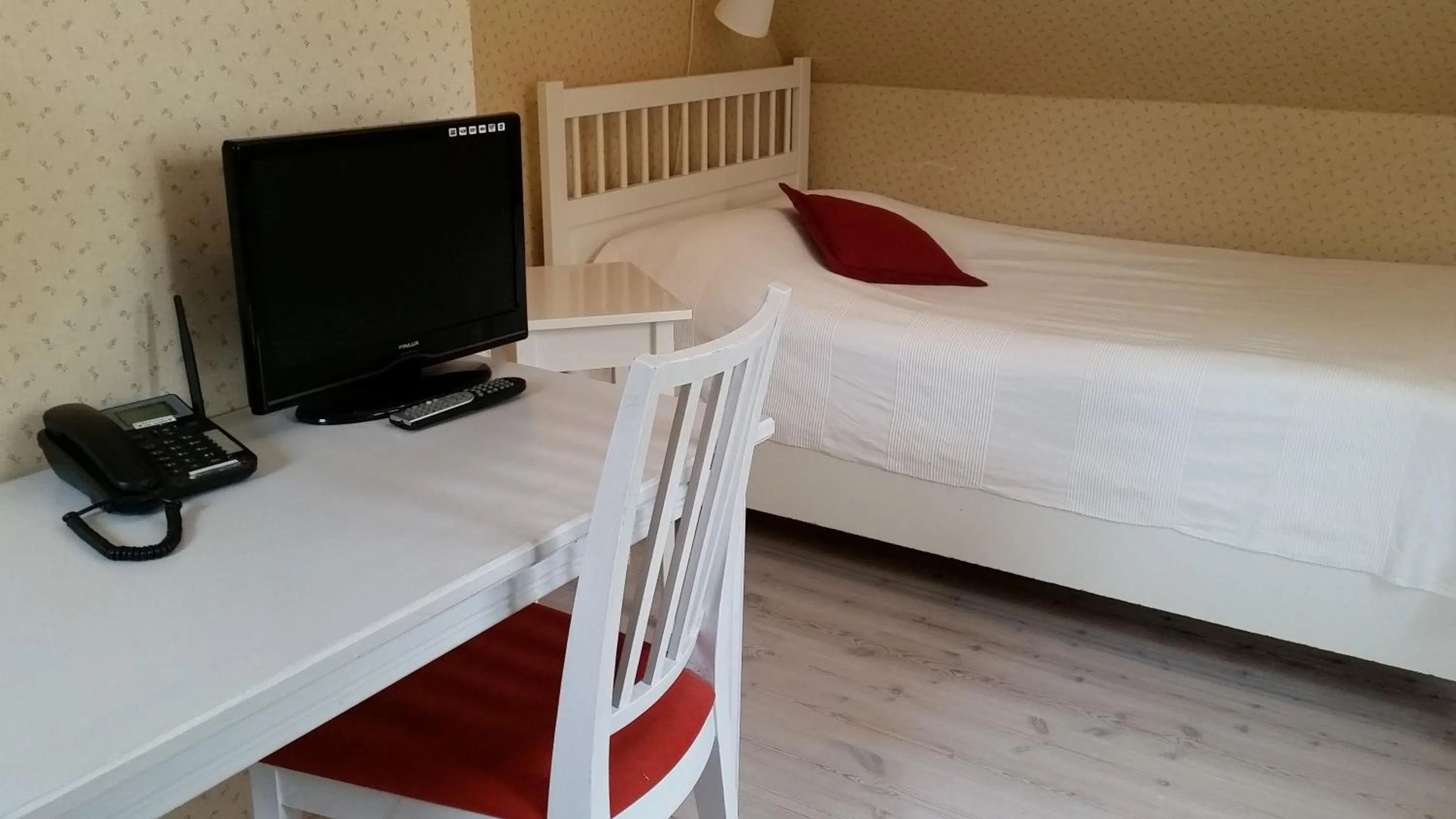 Photo of the whole room, Bed in Lilla Hotellet