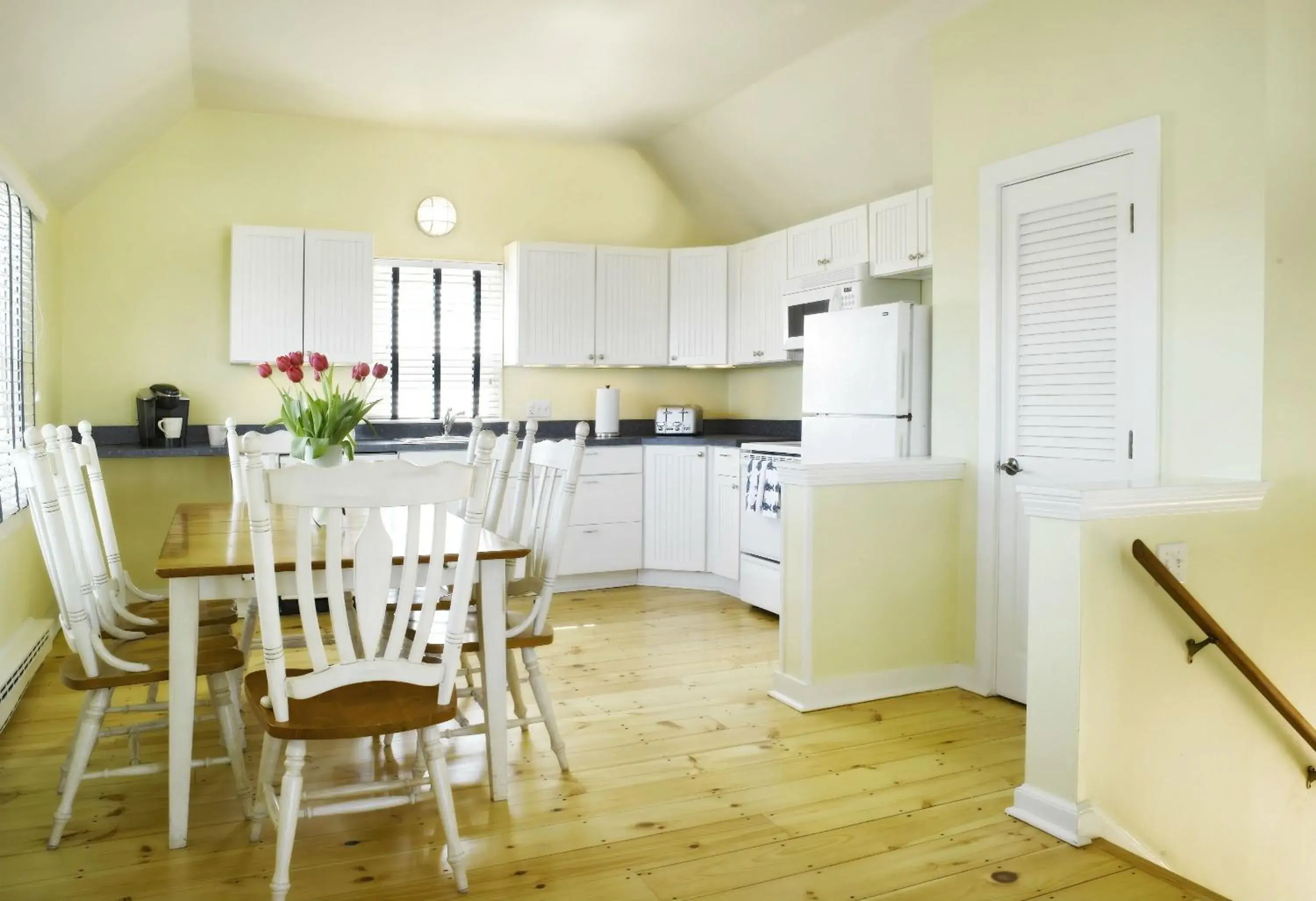 One Bedroom Cottage - Upper Deck in The Cottages at Nantucket Boat Basin One Bedroom Cottage - Upper Deck in The Cottages at Nantucket Boat Basin