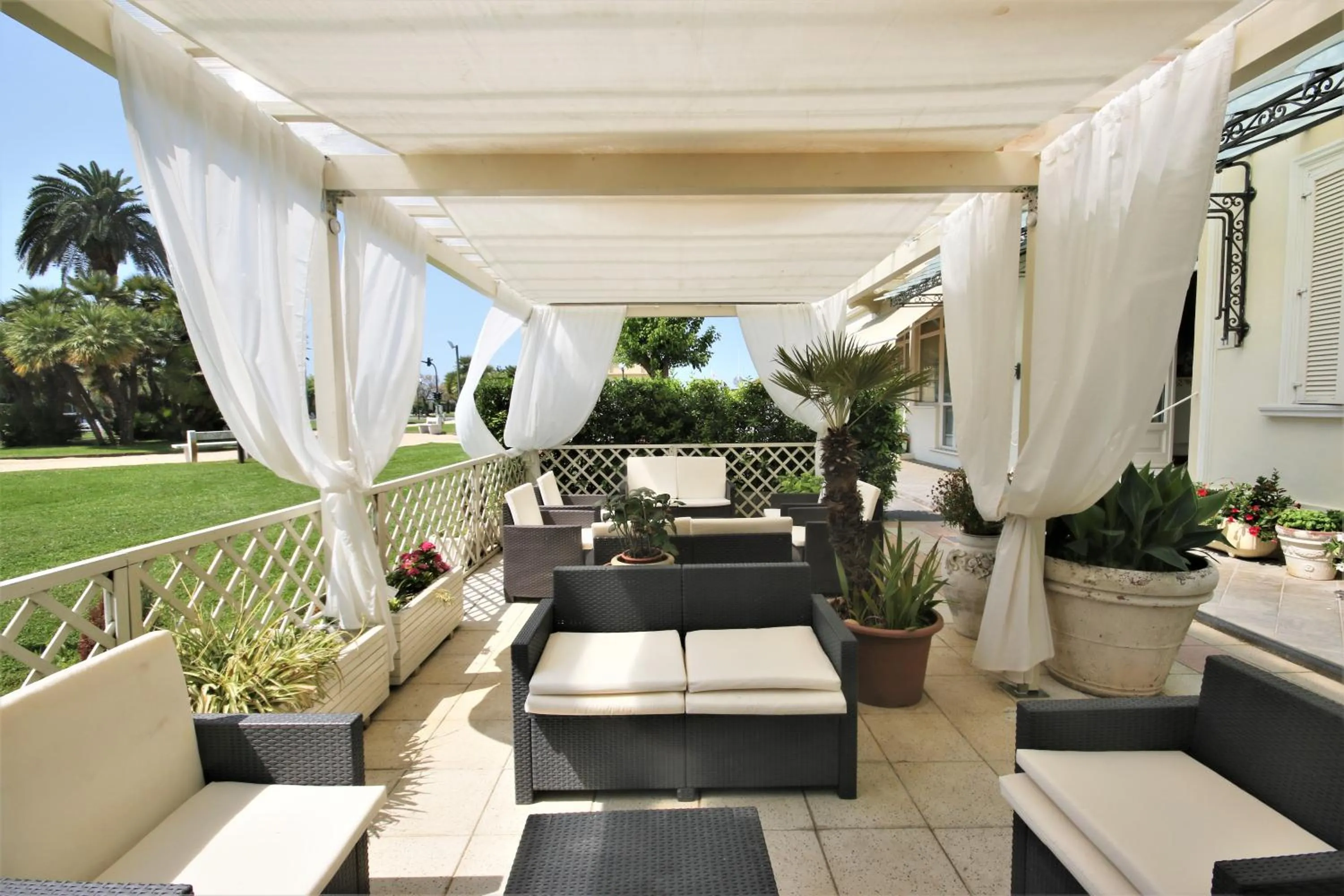 Patio in Hotel Coluccini