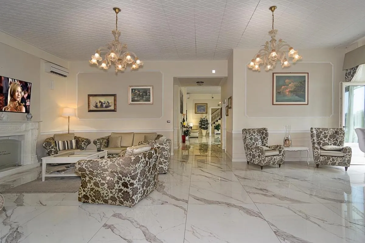 Lobby or reception in Hotel Coluccini