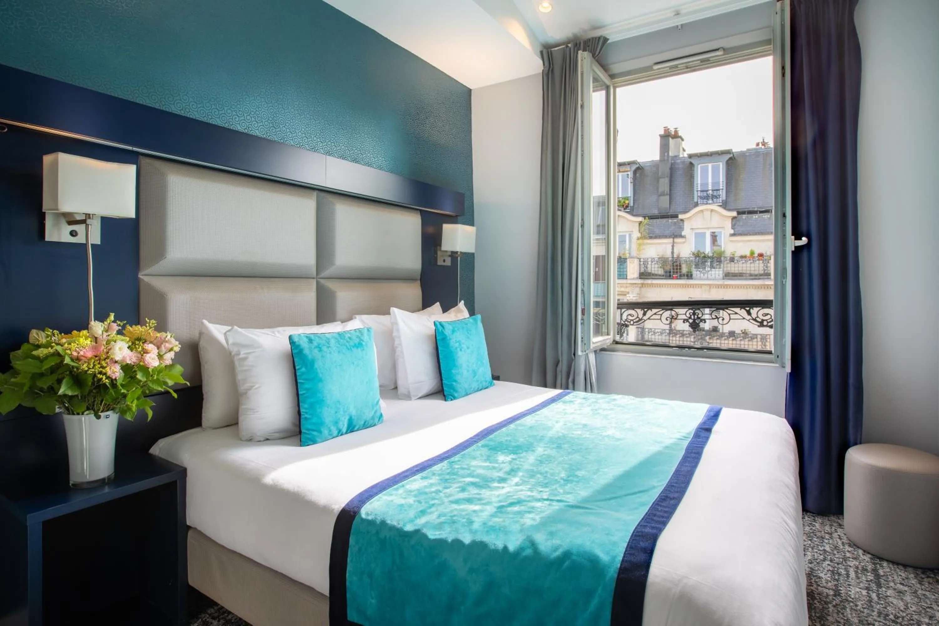 Bed in Prince Albert Montmartre