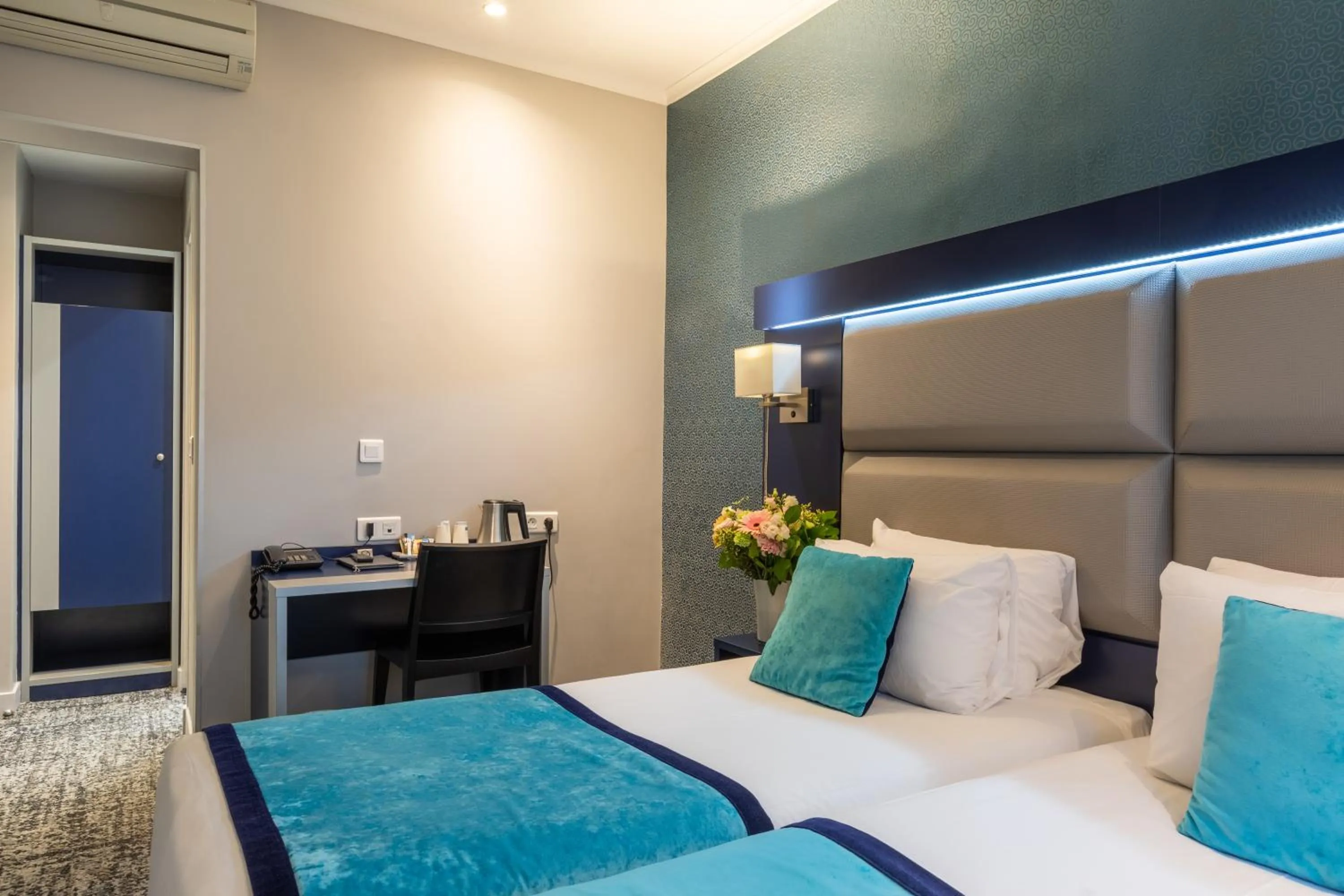 Bed in Prince Albert Montmartre