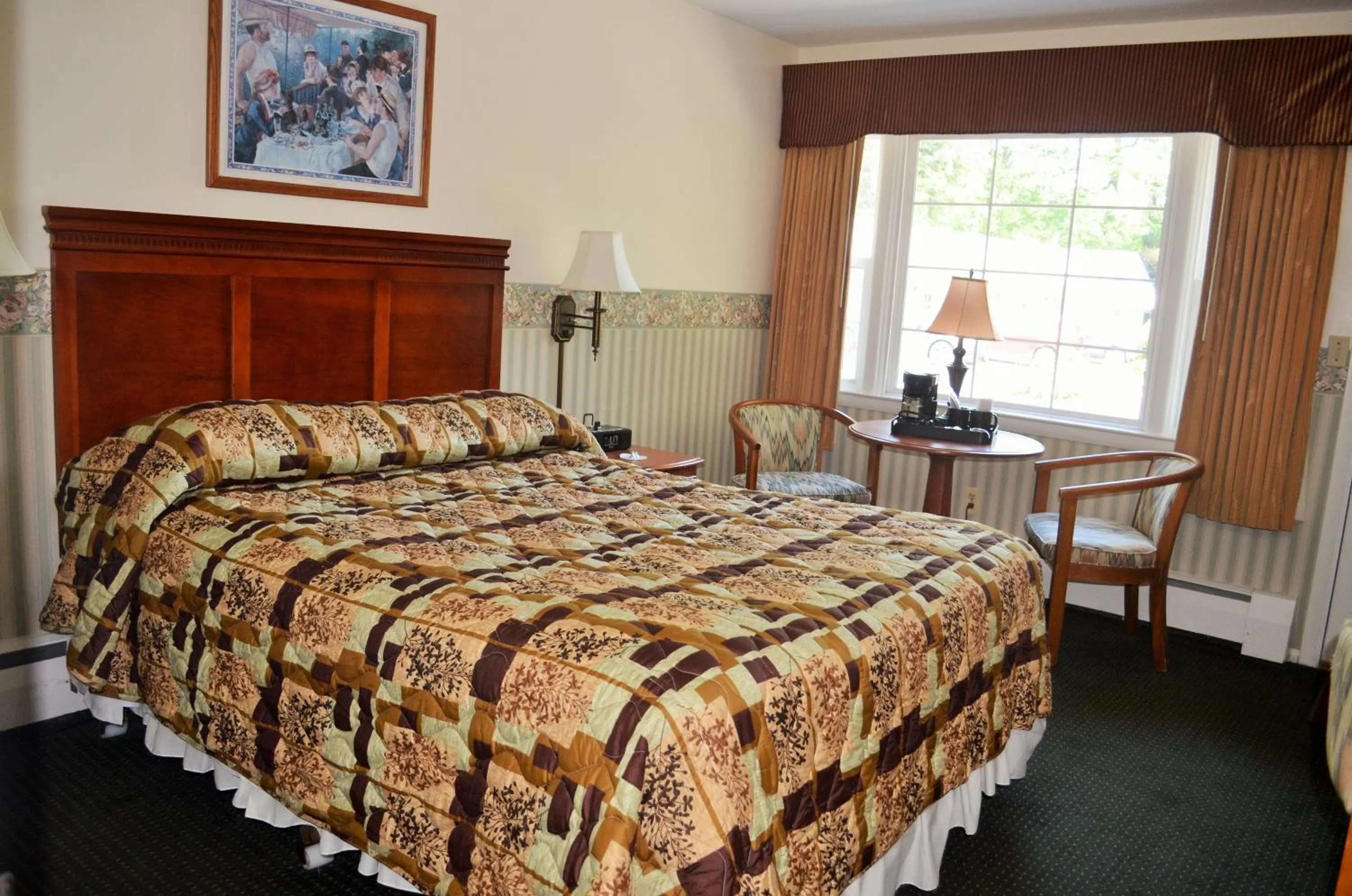 Photo of the whole room, Bed in Maple Terrace Motel