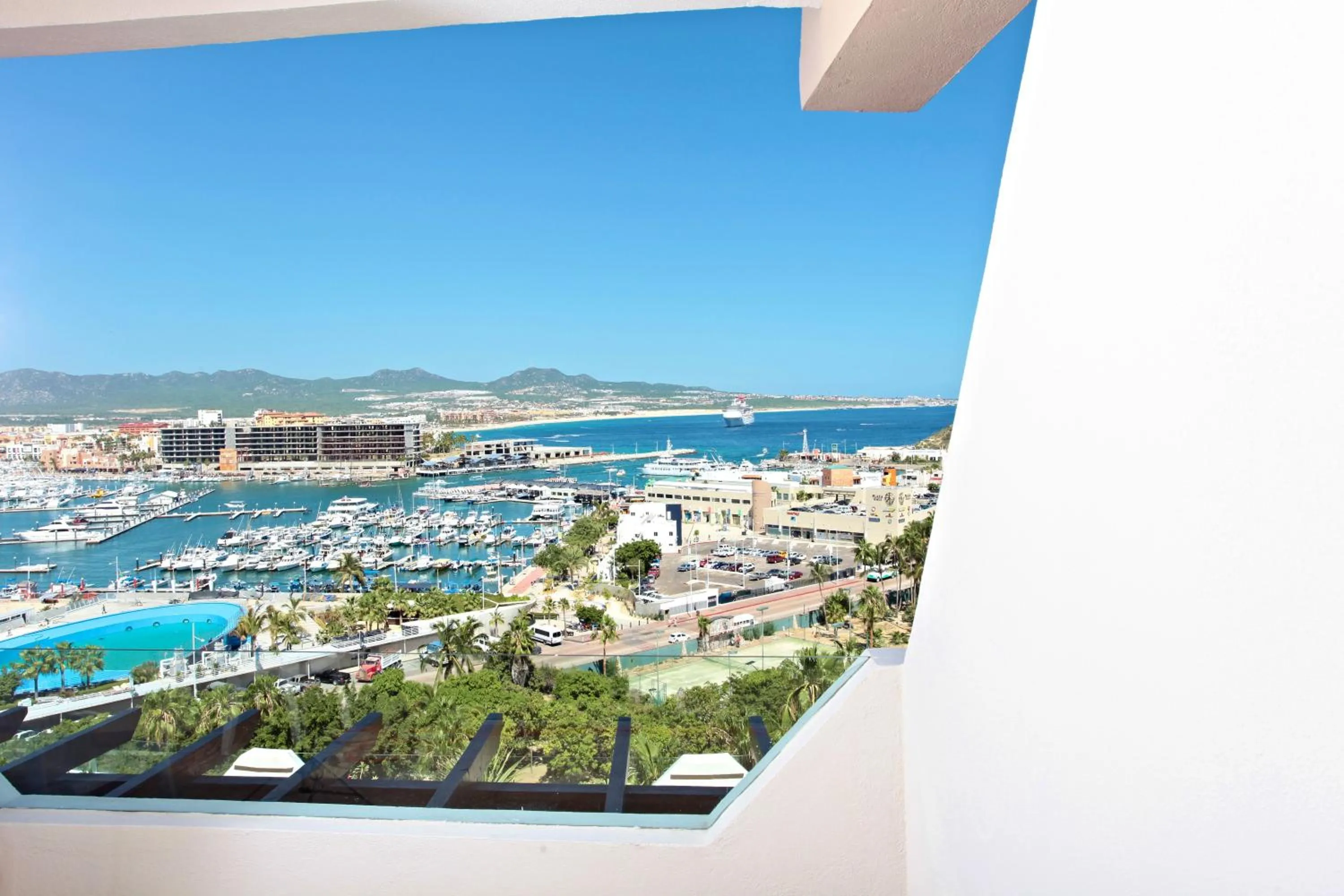 Marina Bay View (2 adults) in Sandos Finisterra All Inclusive