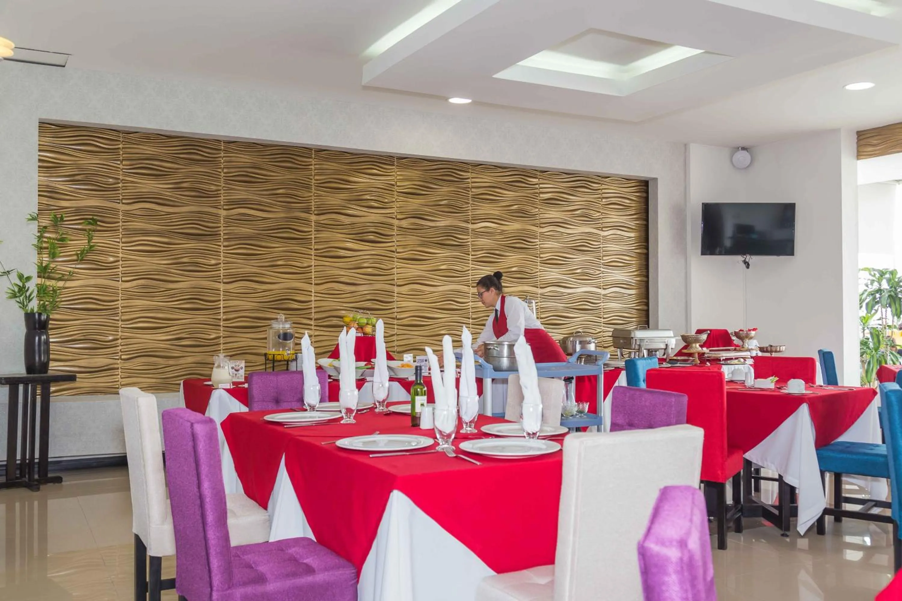 Meals in Hotel Varuna