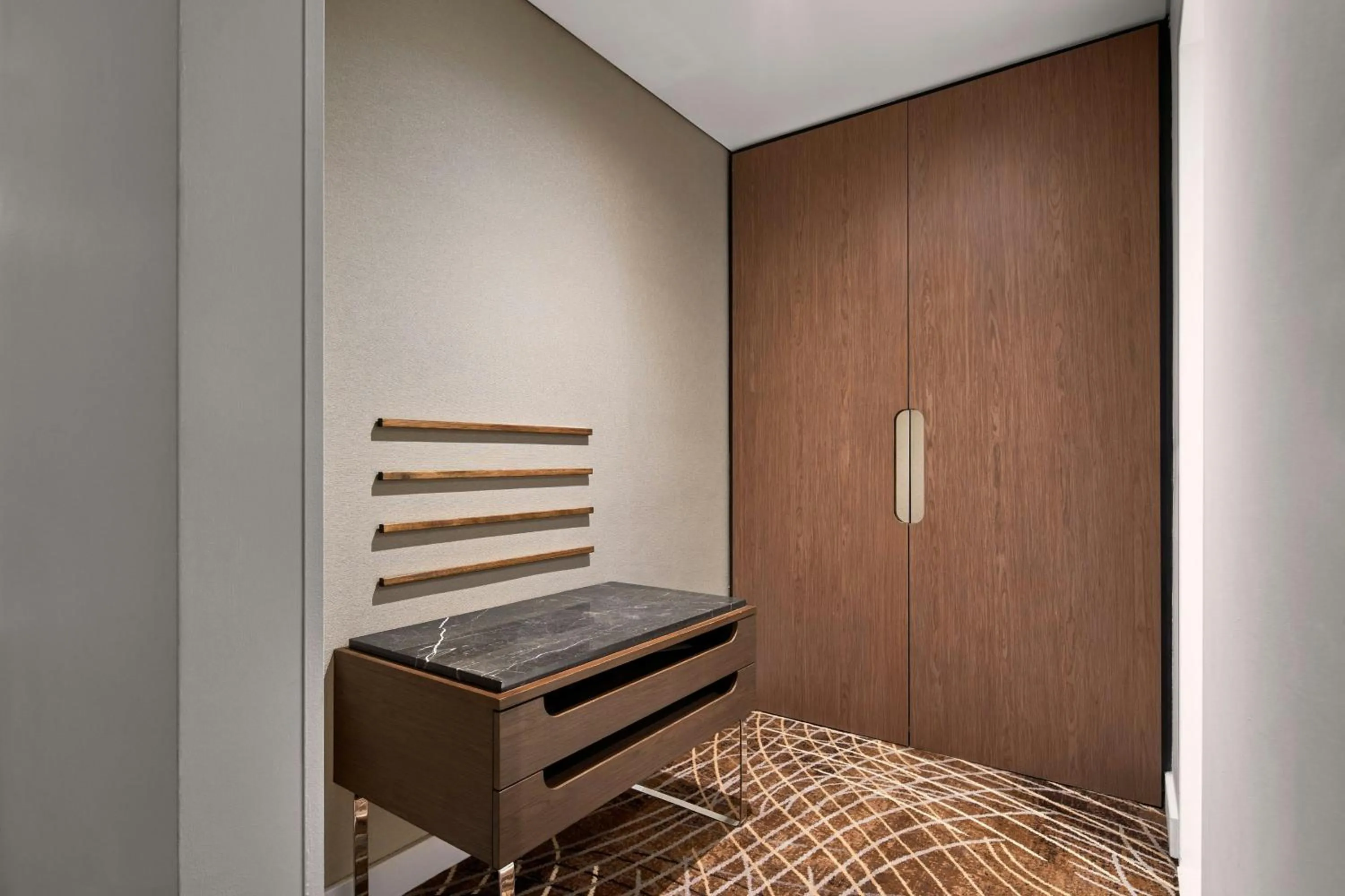 Photo of the whole room in Melbourne Marriott Hotel