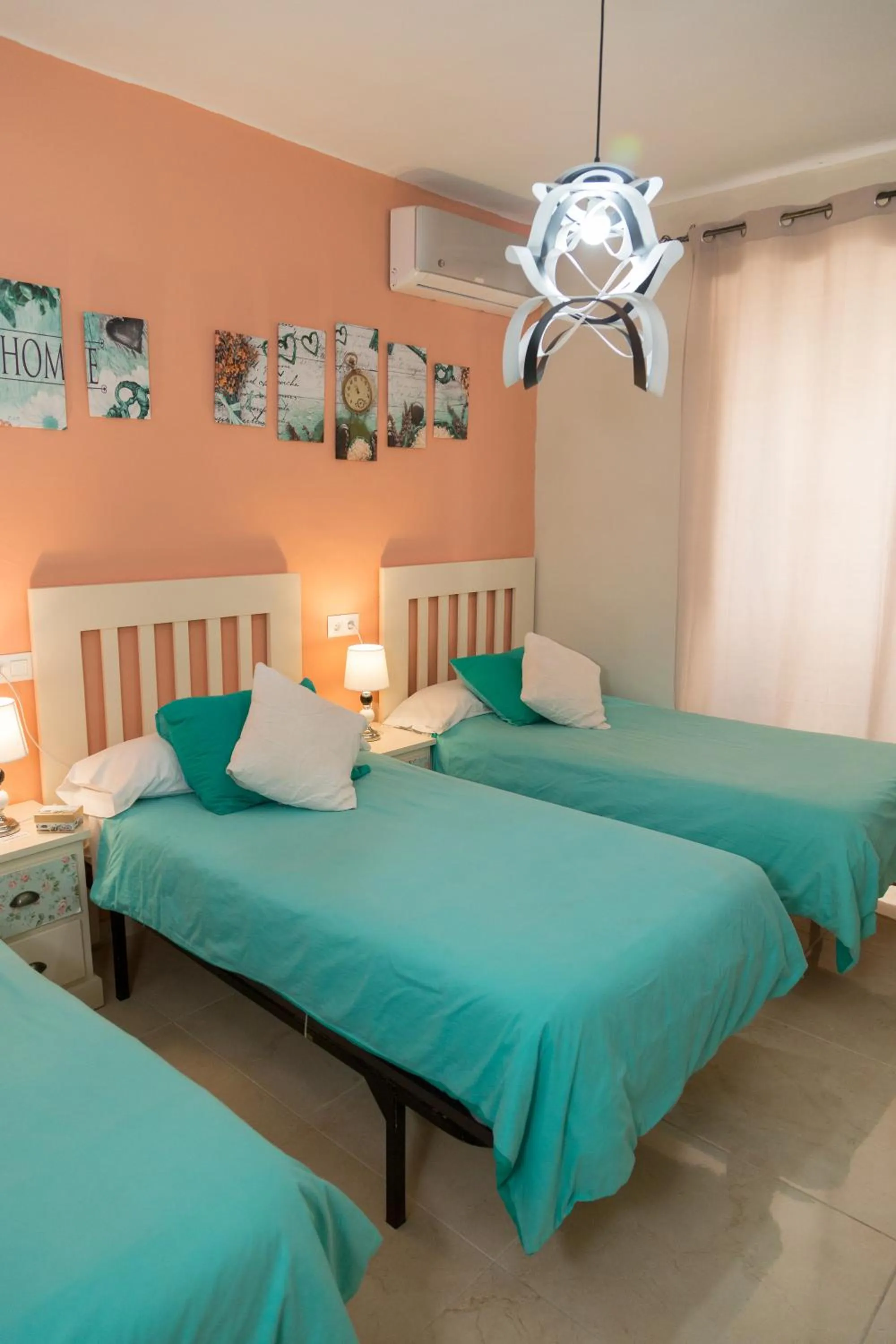 Decorative detail, Bed in Pension Internacional