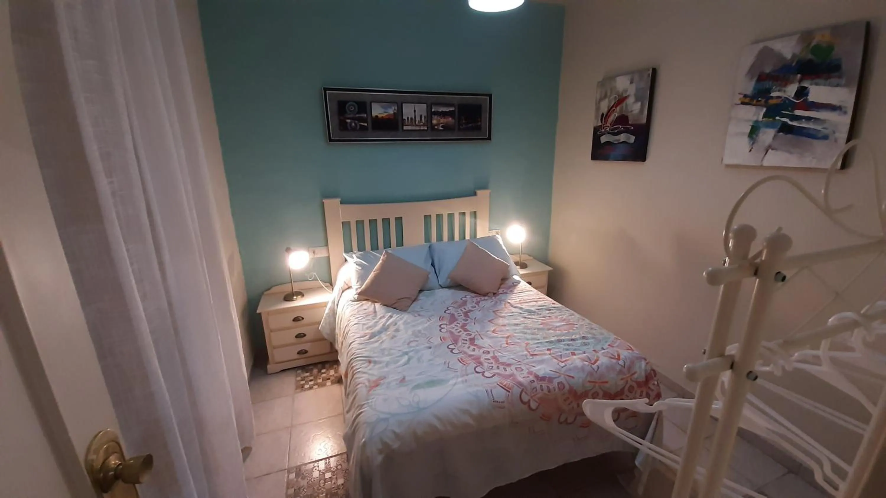 Decorative detail, Bed in Pension Internacional