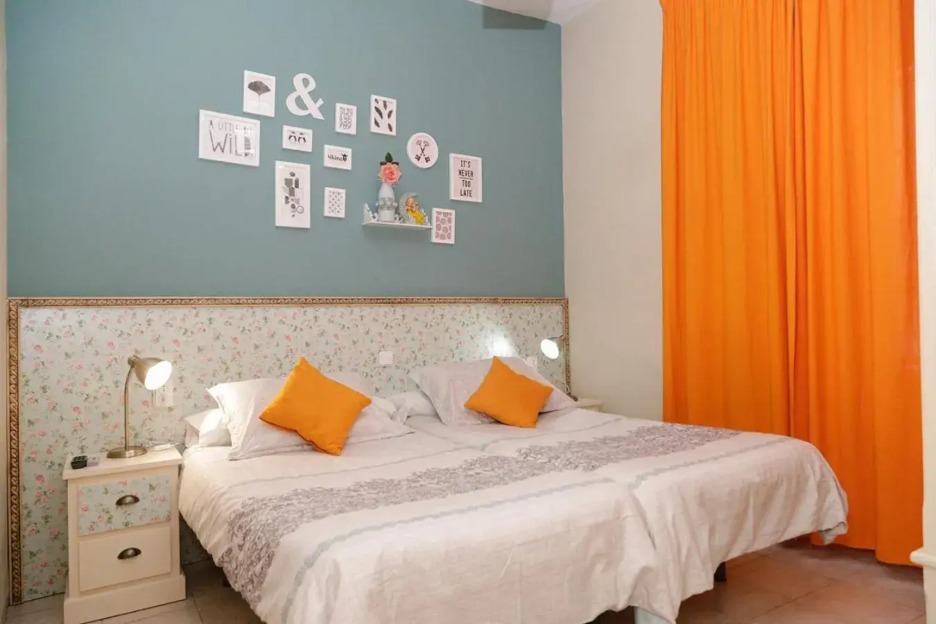 Economy Twin Room in Pension Internacional Economy Twin Room in Pension Internacional