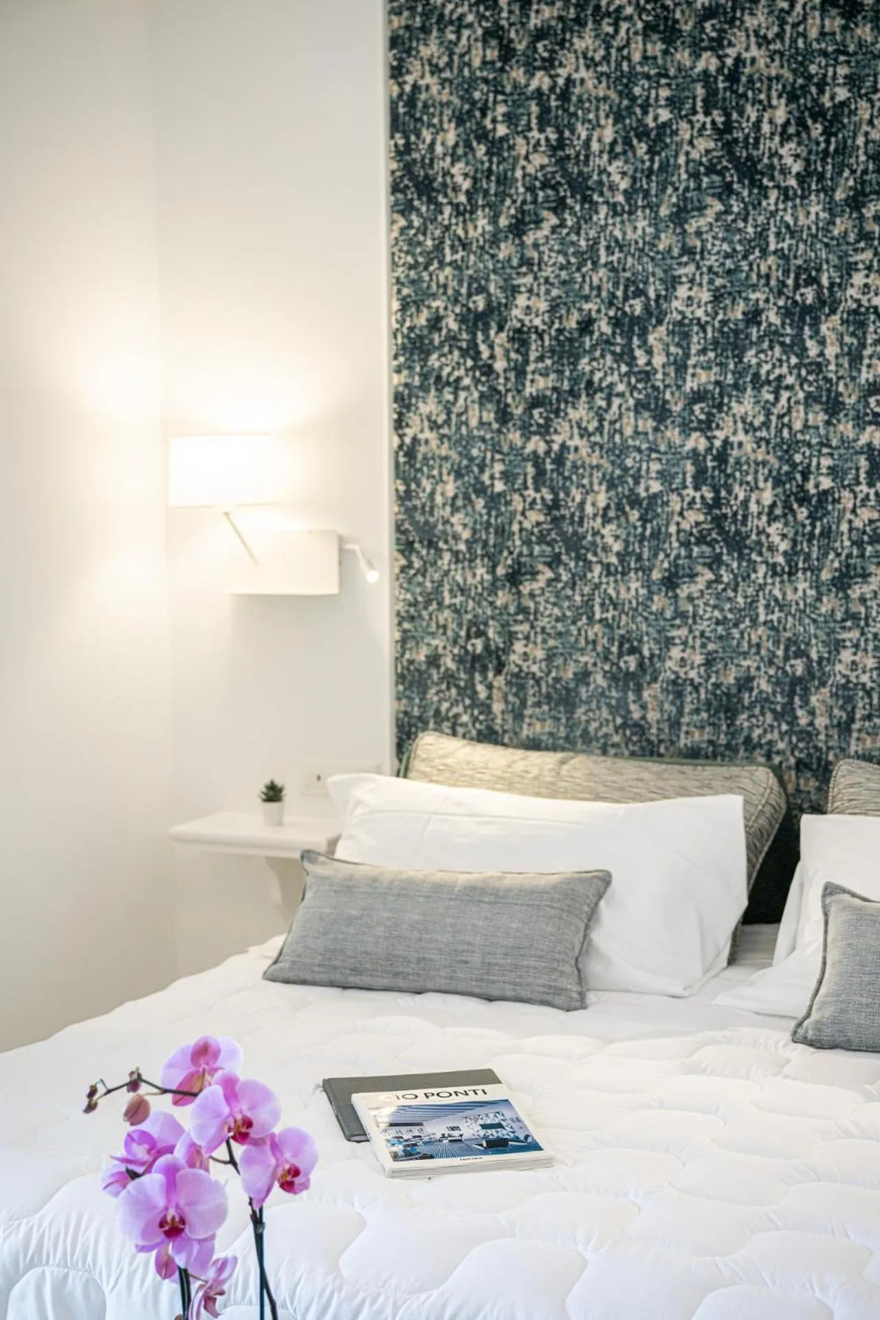 Bed in La Divina Amalfi Coast