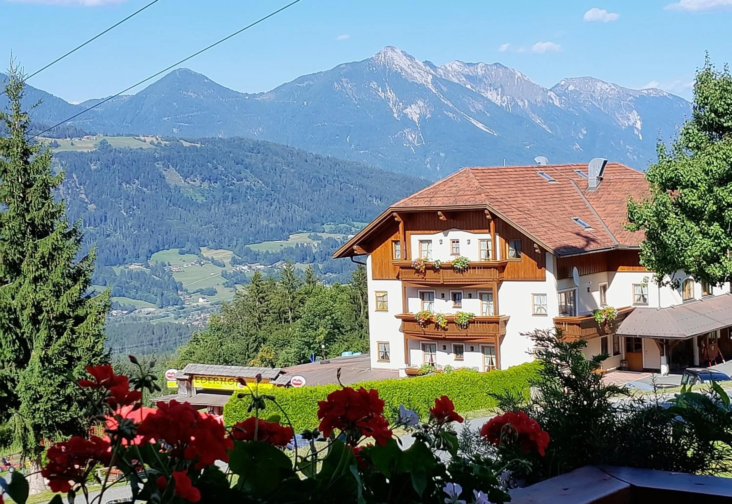 Property building in Aparthotel Ederhof