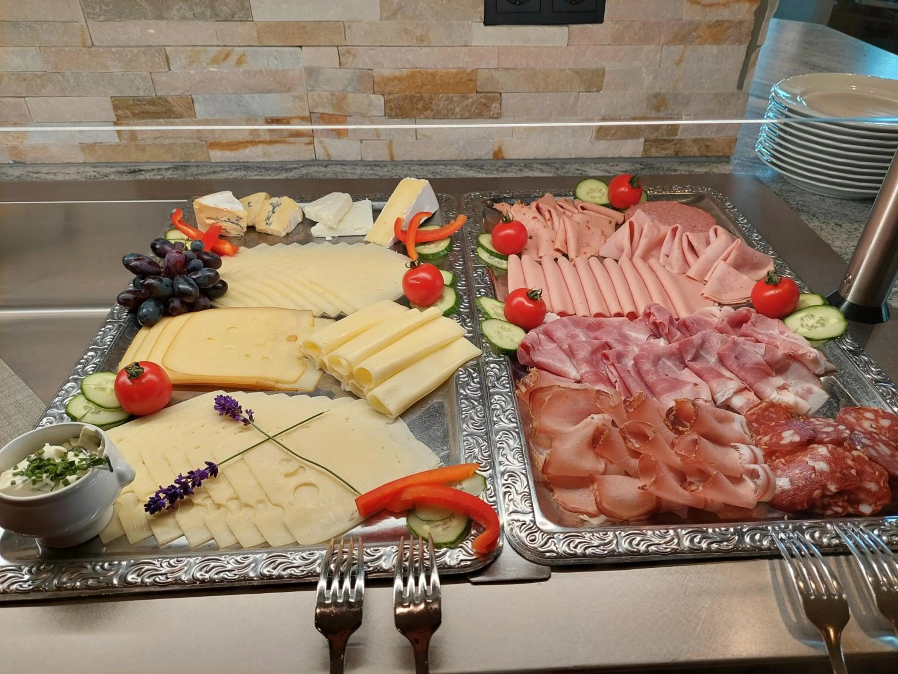 Breakfast in Aparthotel Ederhof