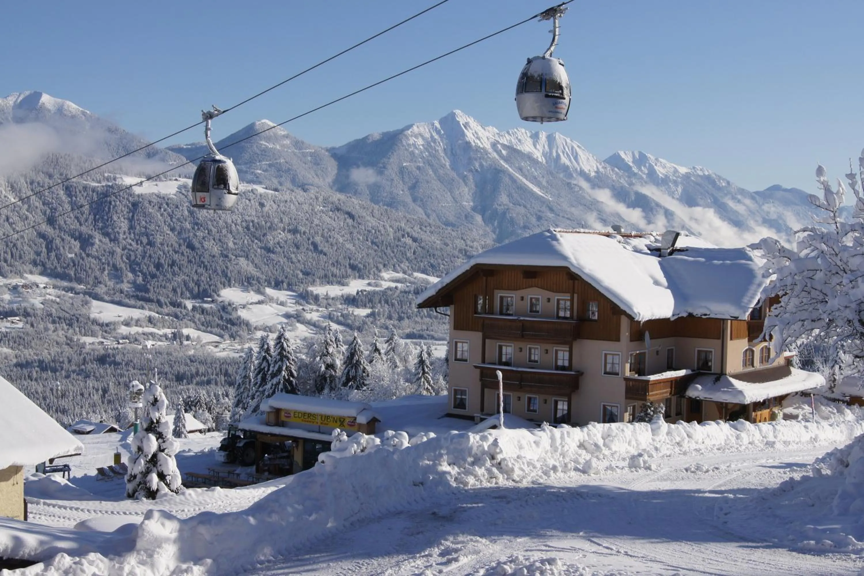 Facade/entrance in Aparthotel Ederhof