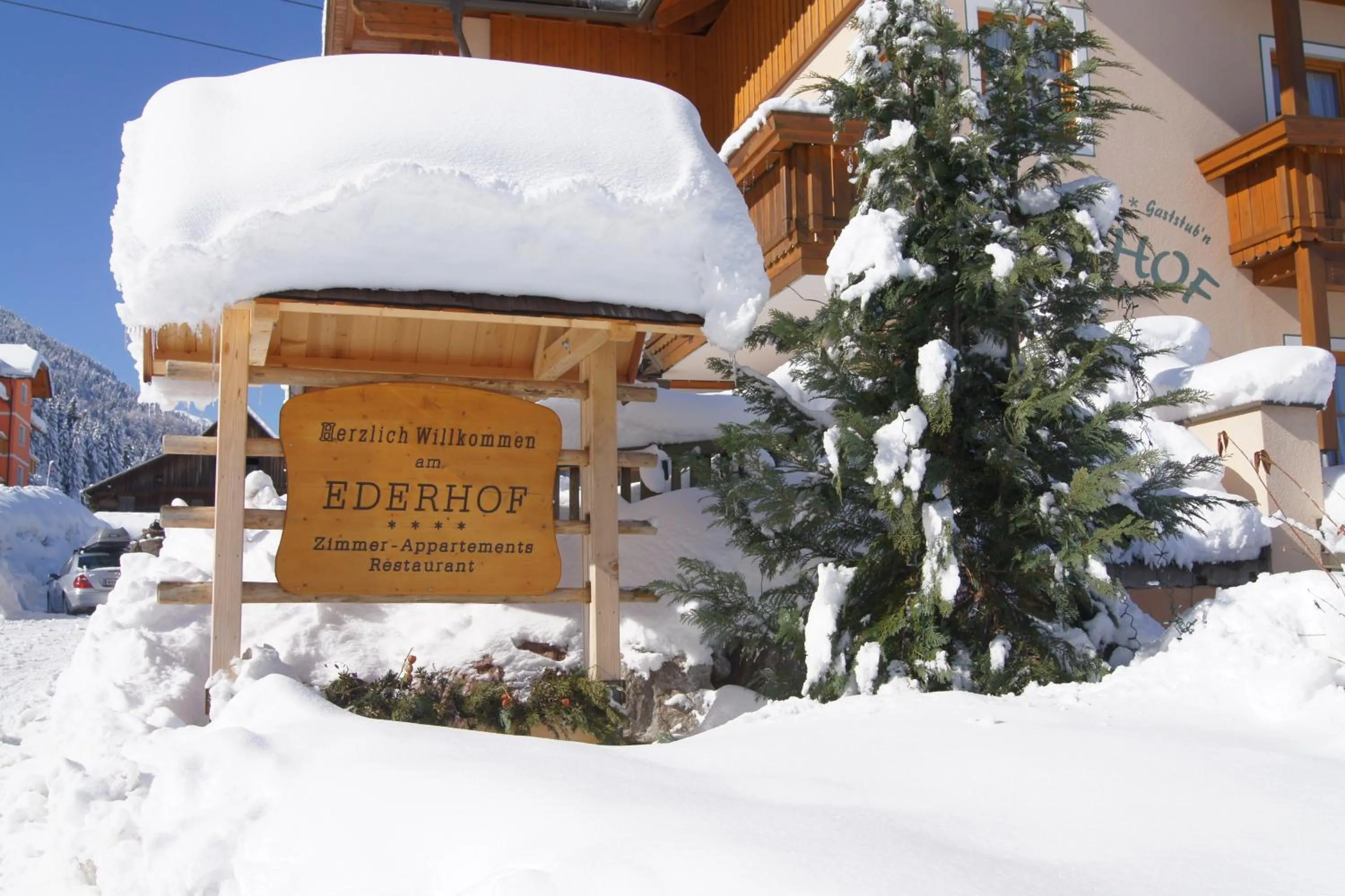 Facade/entrance in Aparthotel Ederhof