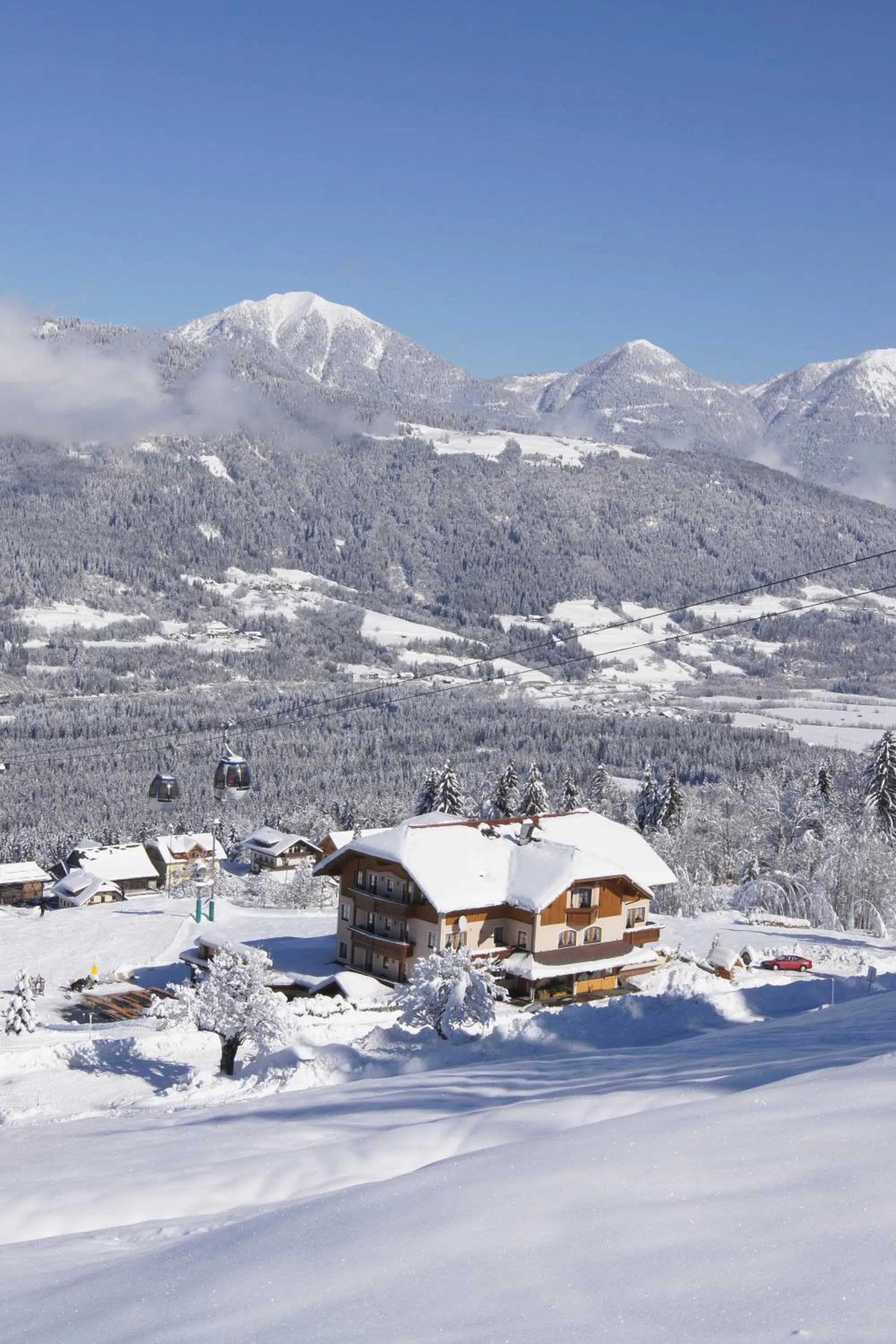 Facade/entrance in Aparthotel Ederhof