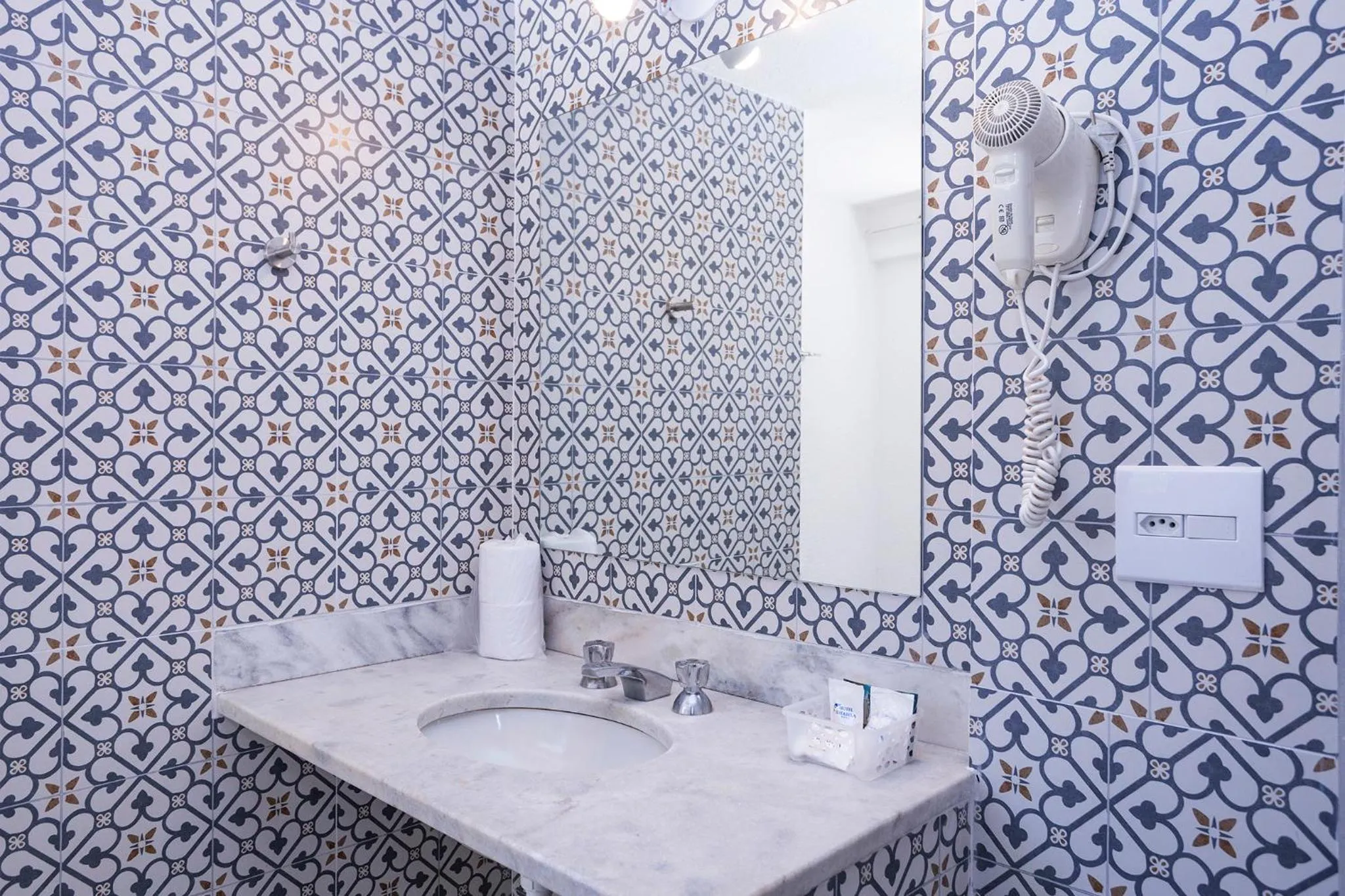 hair dryier in Hotel Ilhabela