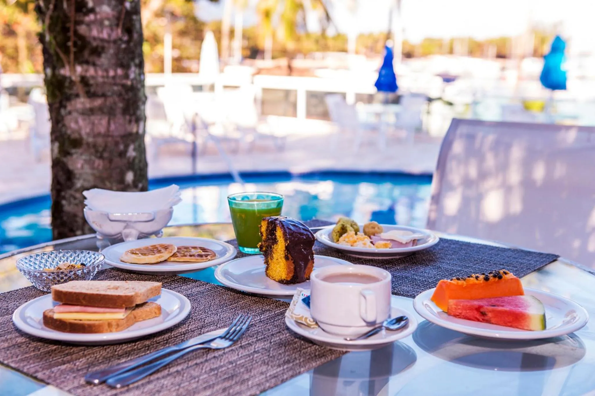 Buffet breakfast in Hotel Ilhabela