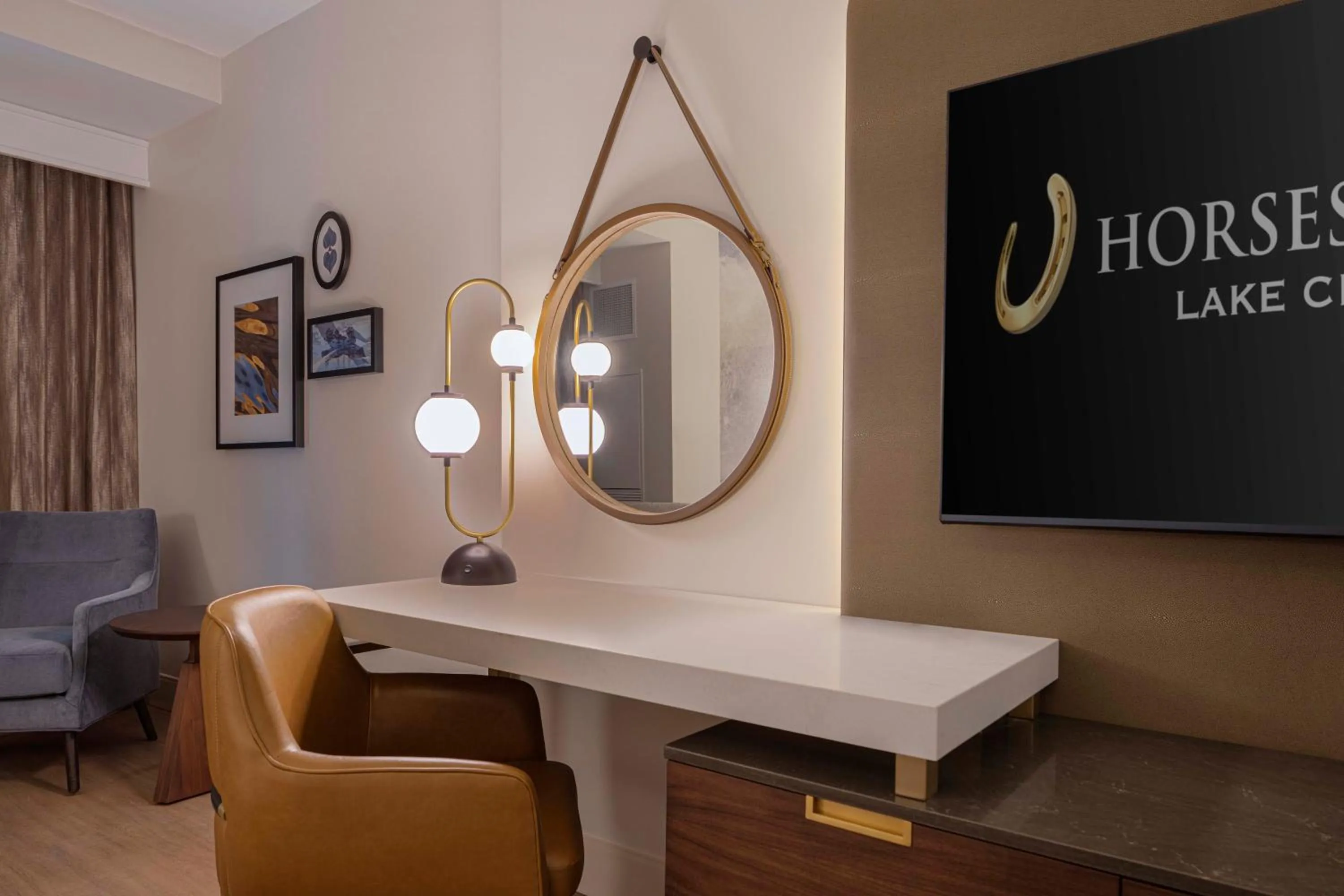 hair dresser in Horseshoe Lake Charles