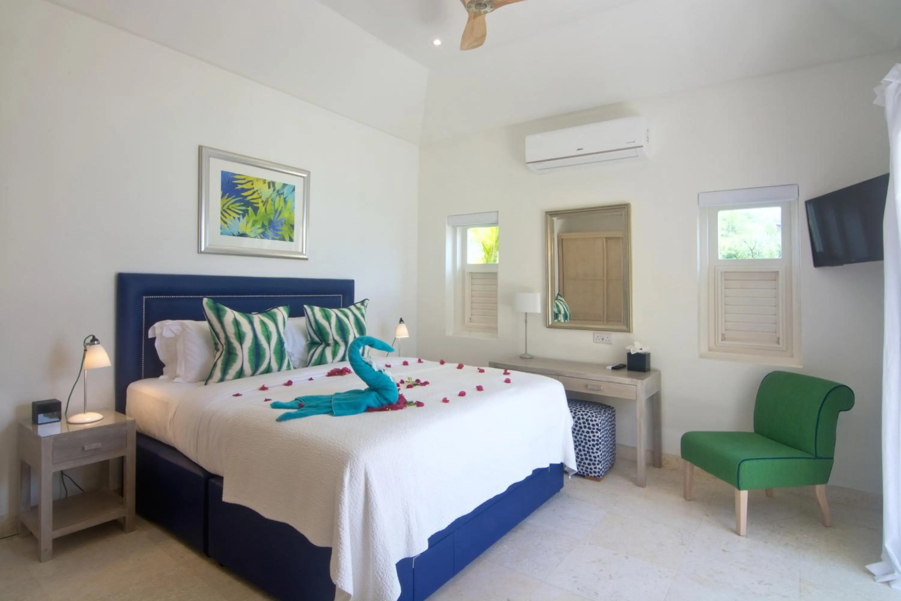 Bed in The Liming Bequia