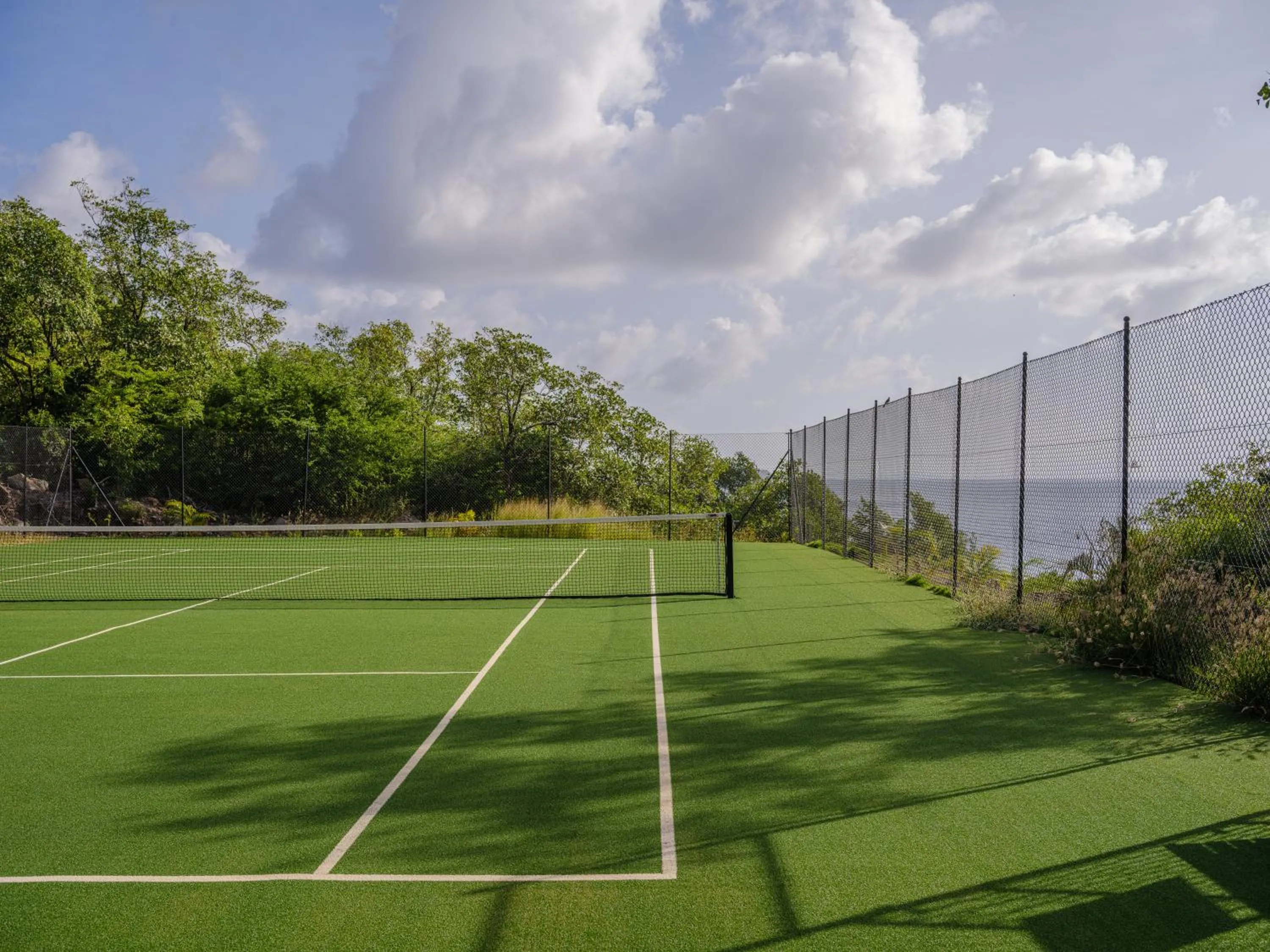 Tennis court in The Liming Bequia