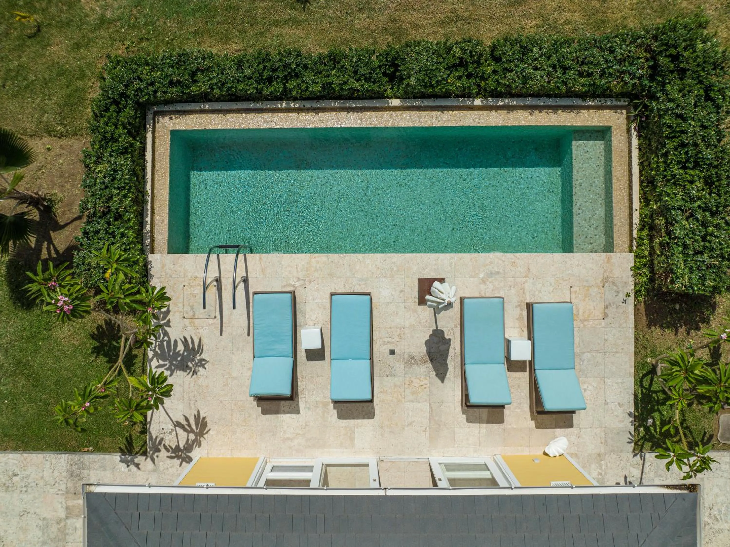 Pool view in The Liming Bequia