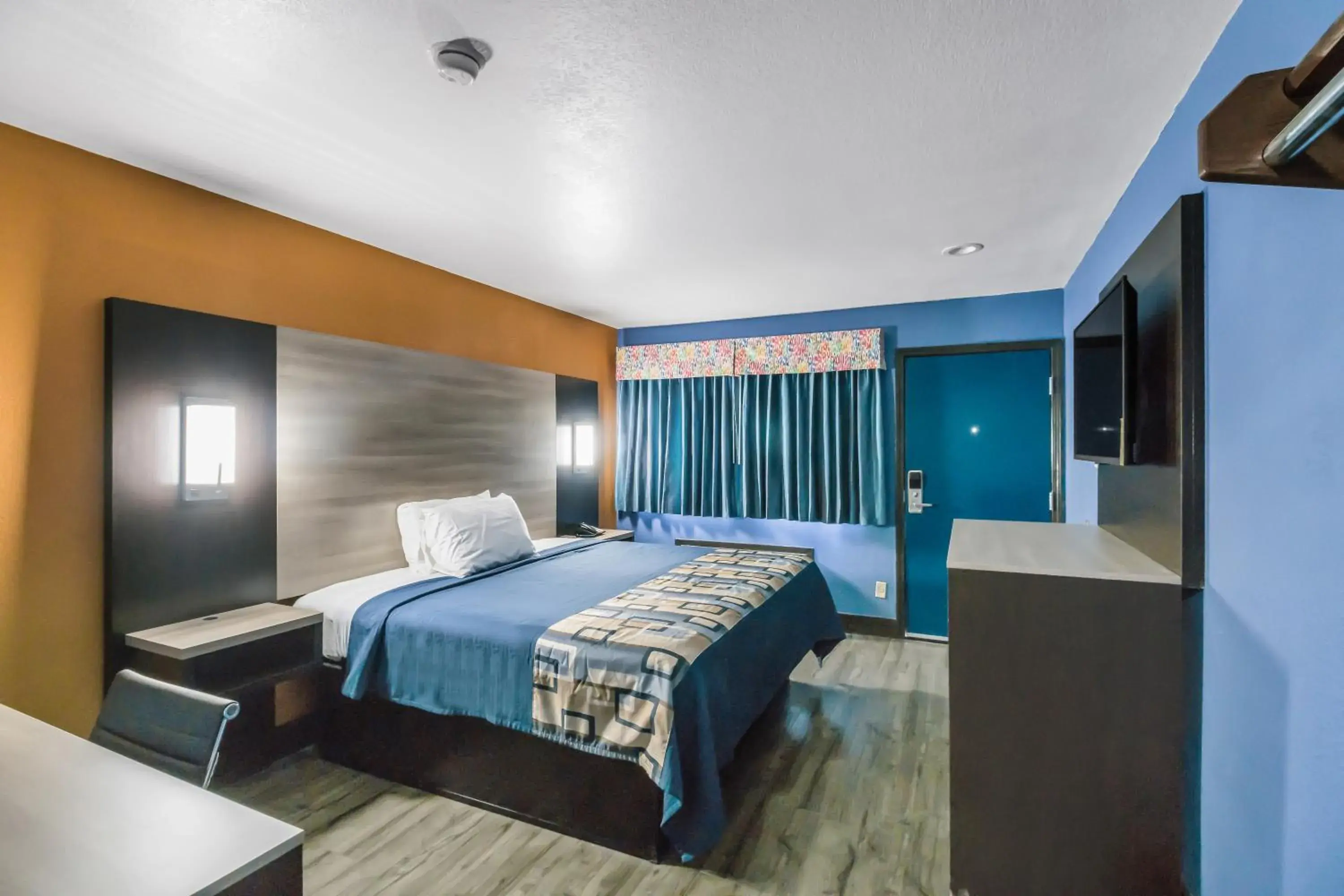 Superior Single Room -Smoking - single occupancy in Scottish Inns Superior Single Room -Smoking - single occupancy in Scottish Inns