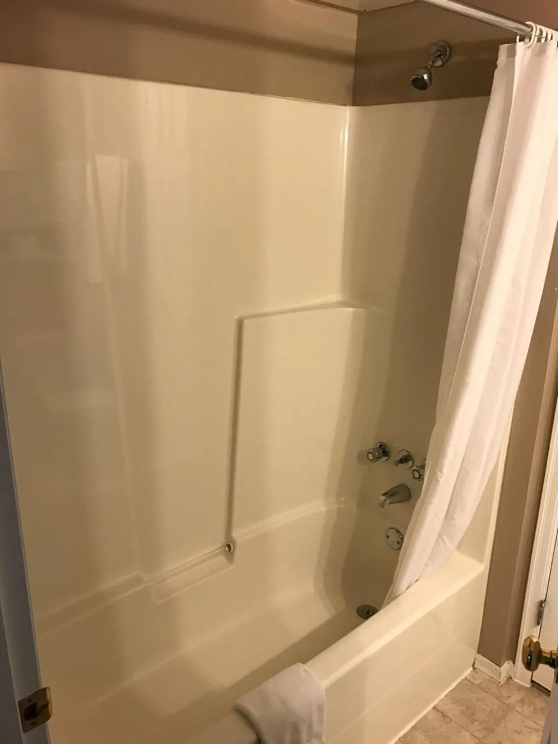 Bathroom in Holiday Motel & RV Resort