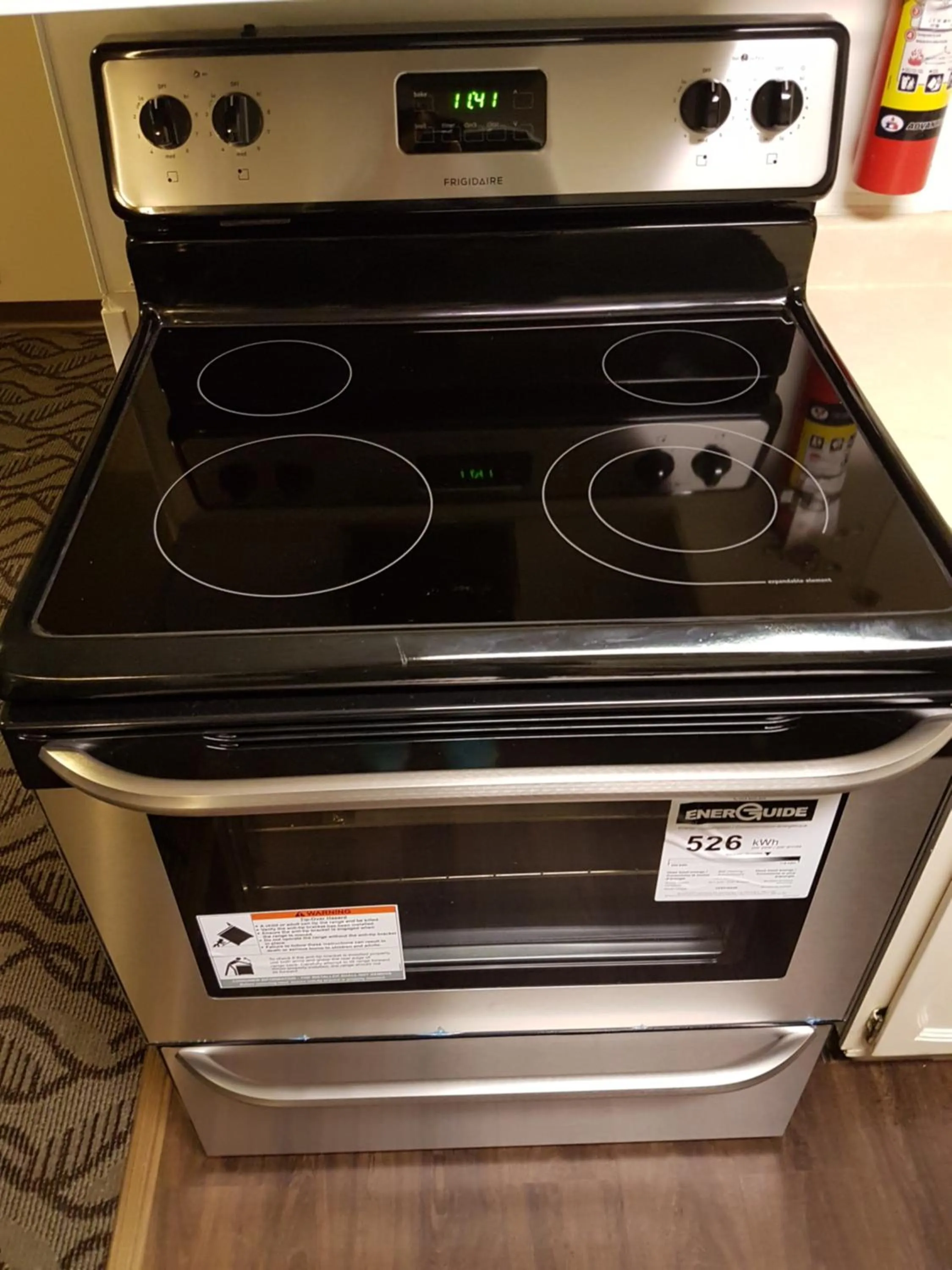 Kitchen or kitchenette in Holiday Motel & RV Resort