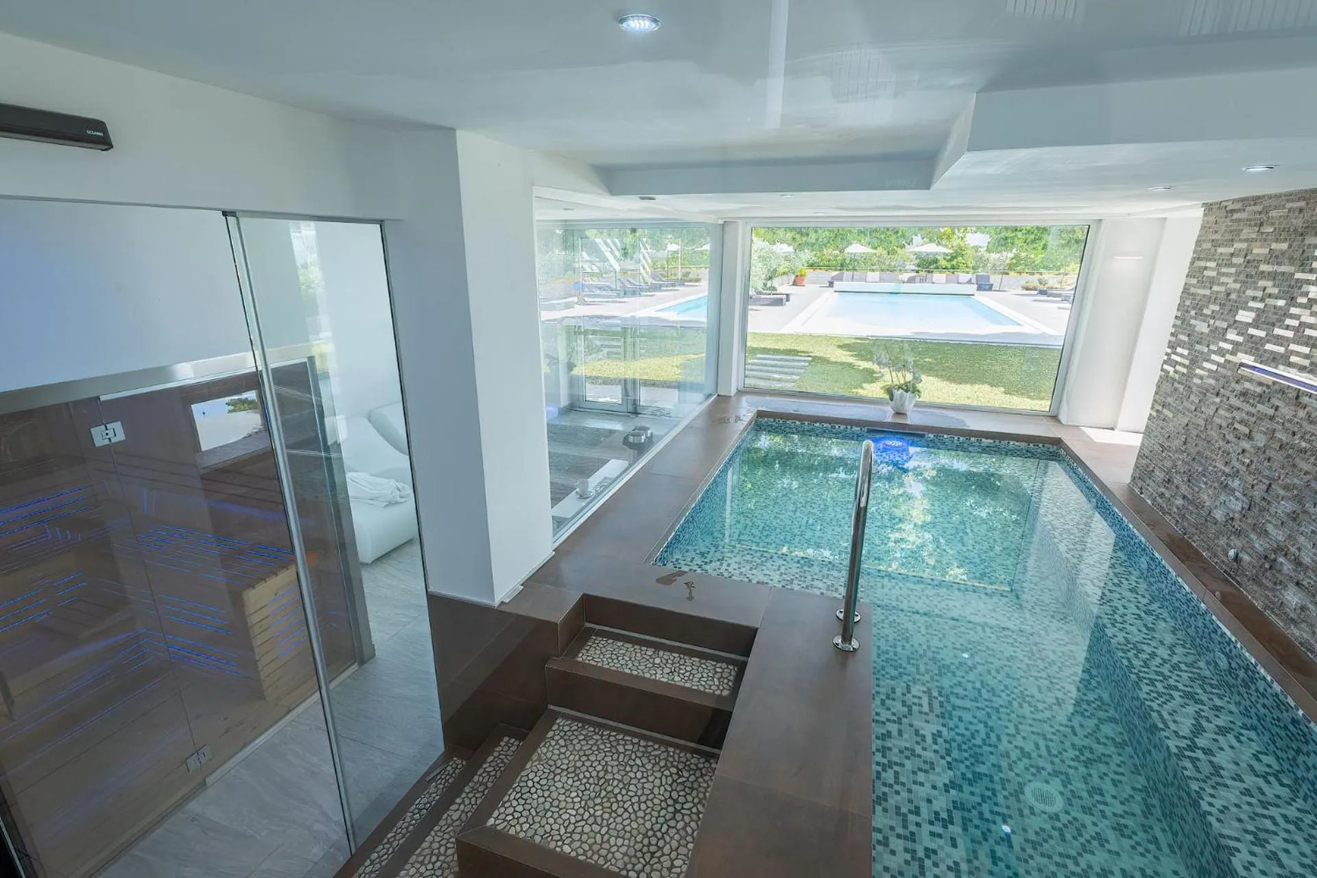 Hot Tub in Villa dei Tigli Resort & SPA