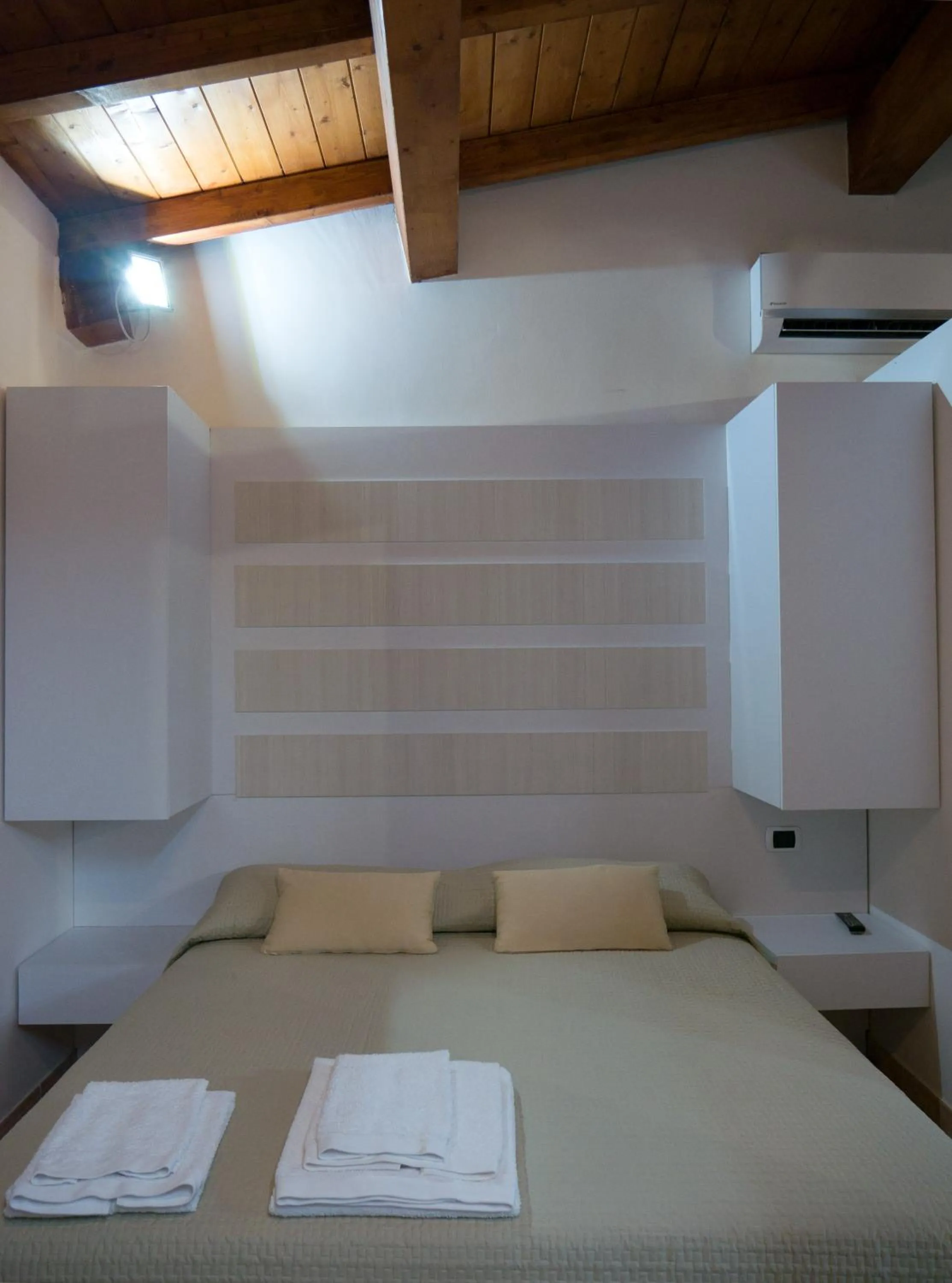 Bedroom, Bed in Villa dei Tigli Resort & SPA