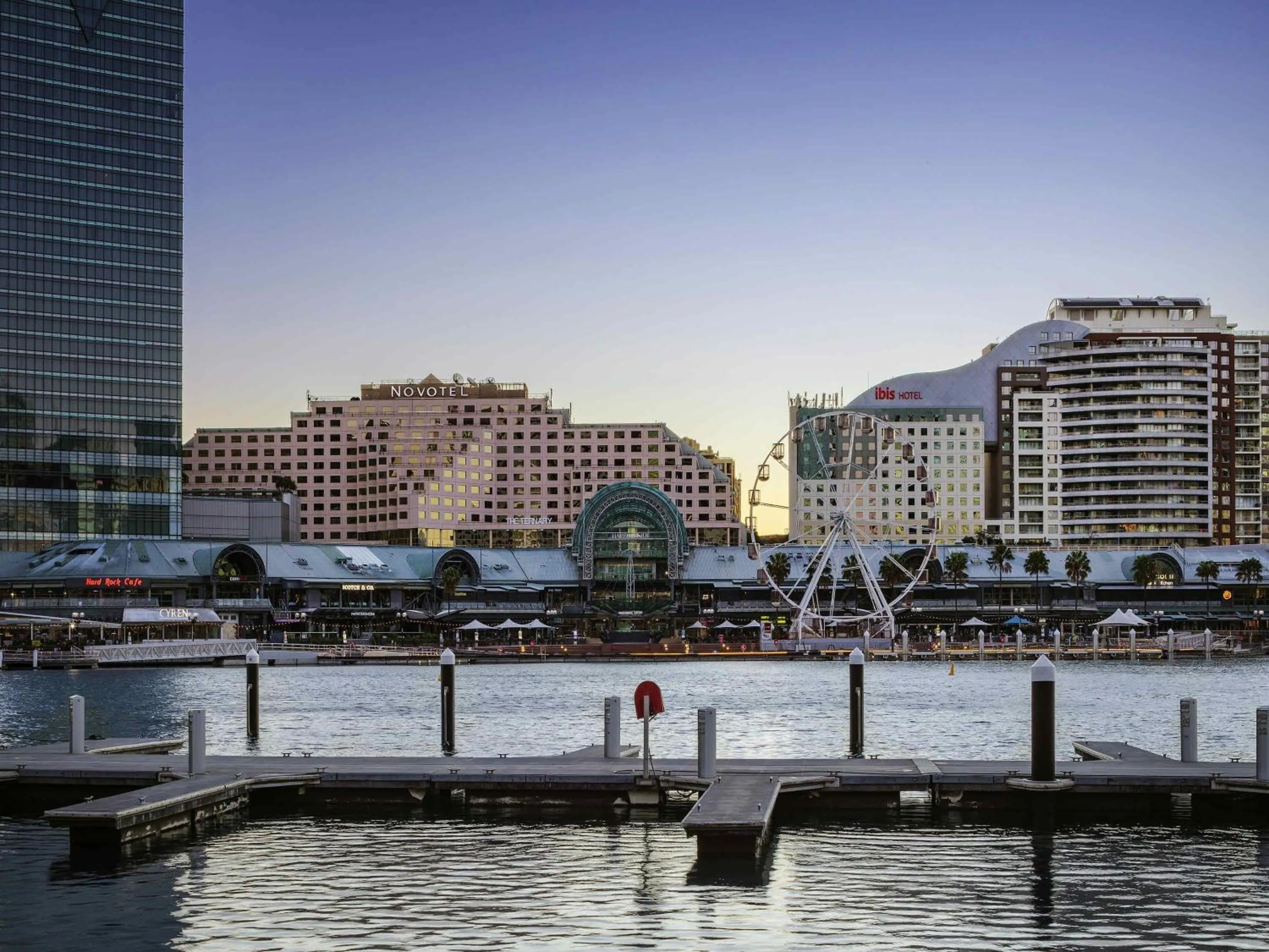Property building in ibis Sydney Darling Harbour
