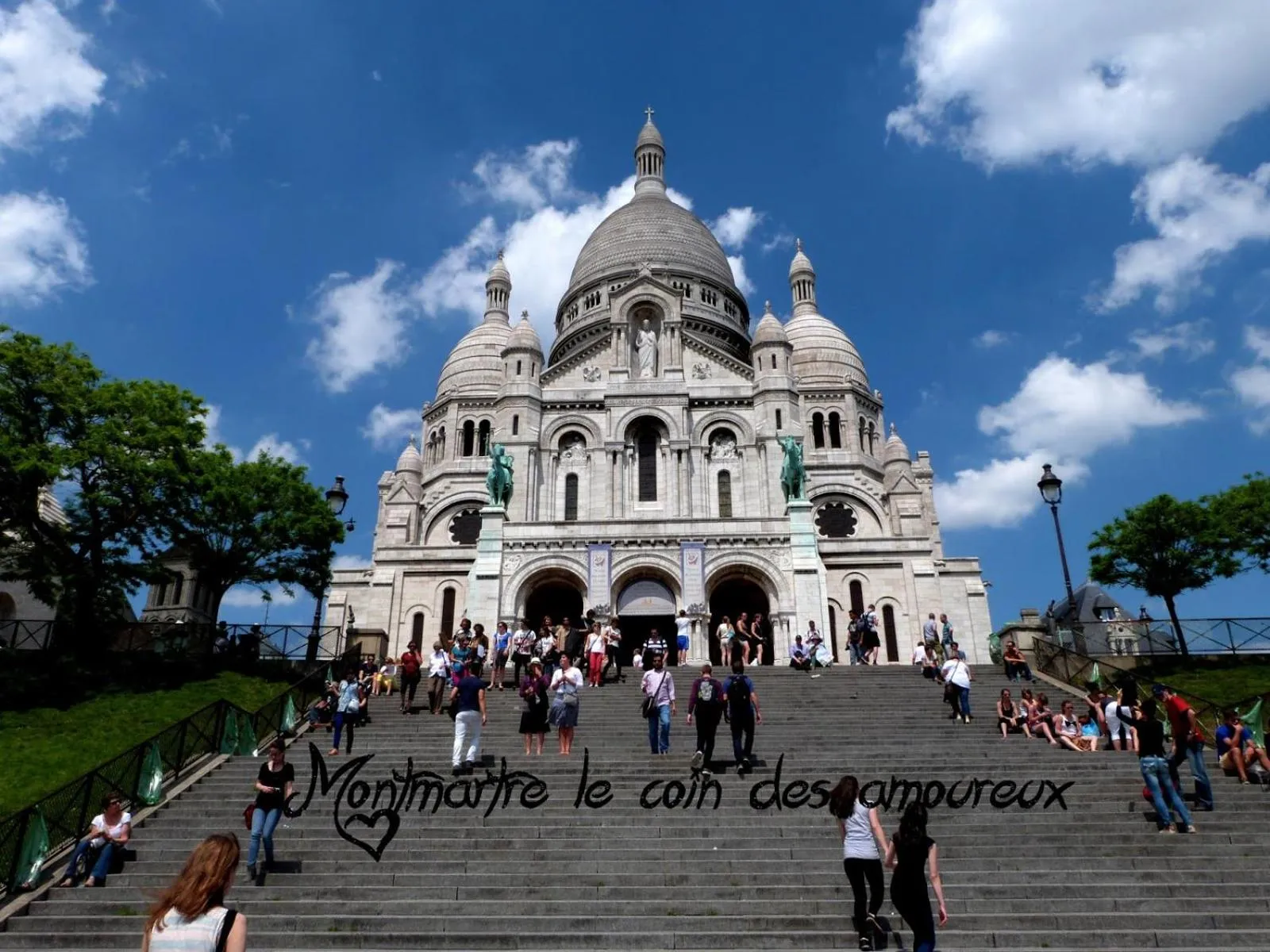 Nearby landmark in Chambres d'hôtes du Port aux Cerises