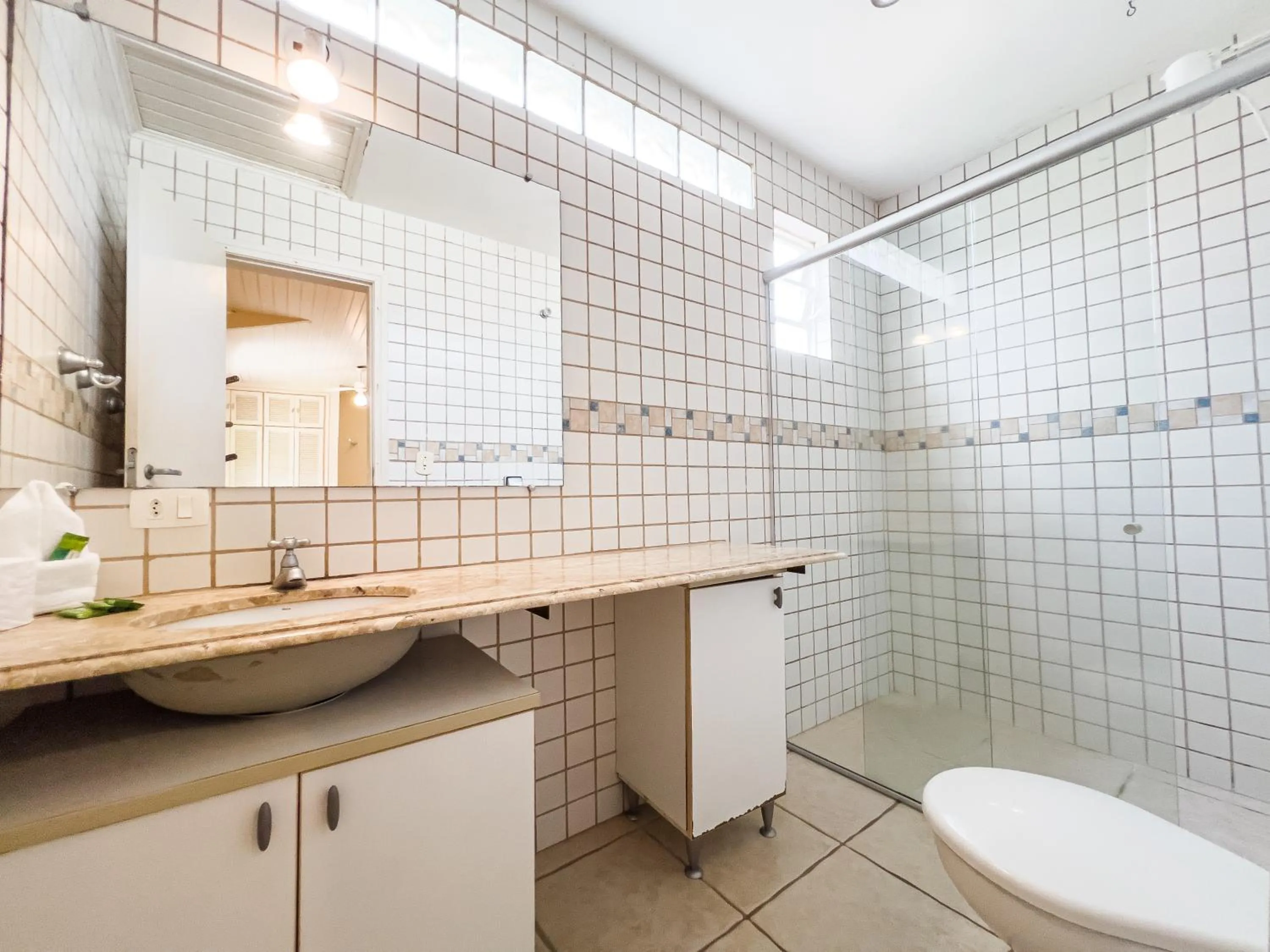 Shower in Pousada Montemar