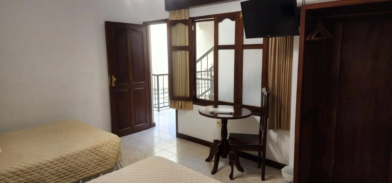 TV and multimedia, Bed in Hotel Carmen