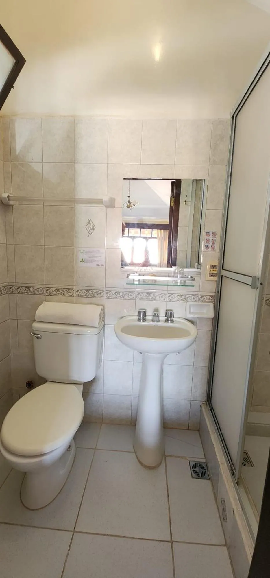 Bathroom in Hotel Carmen