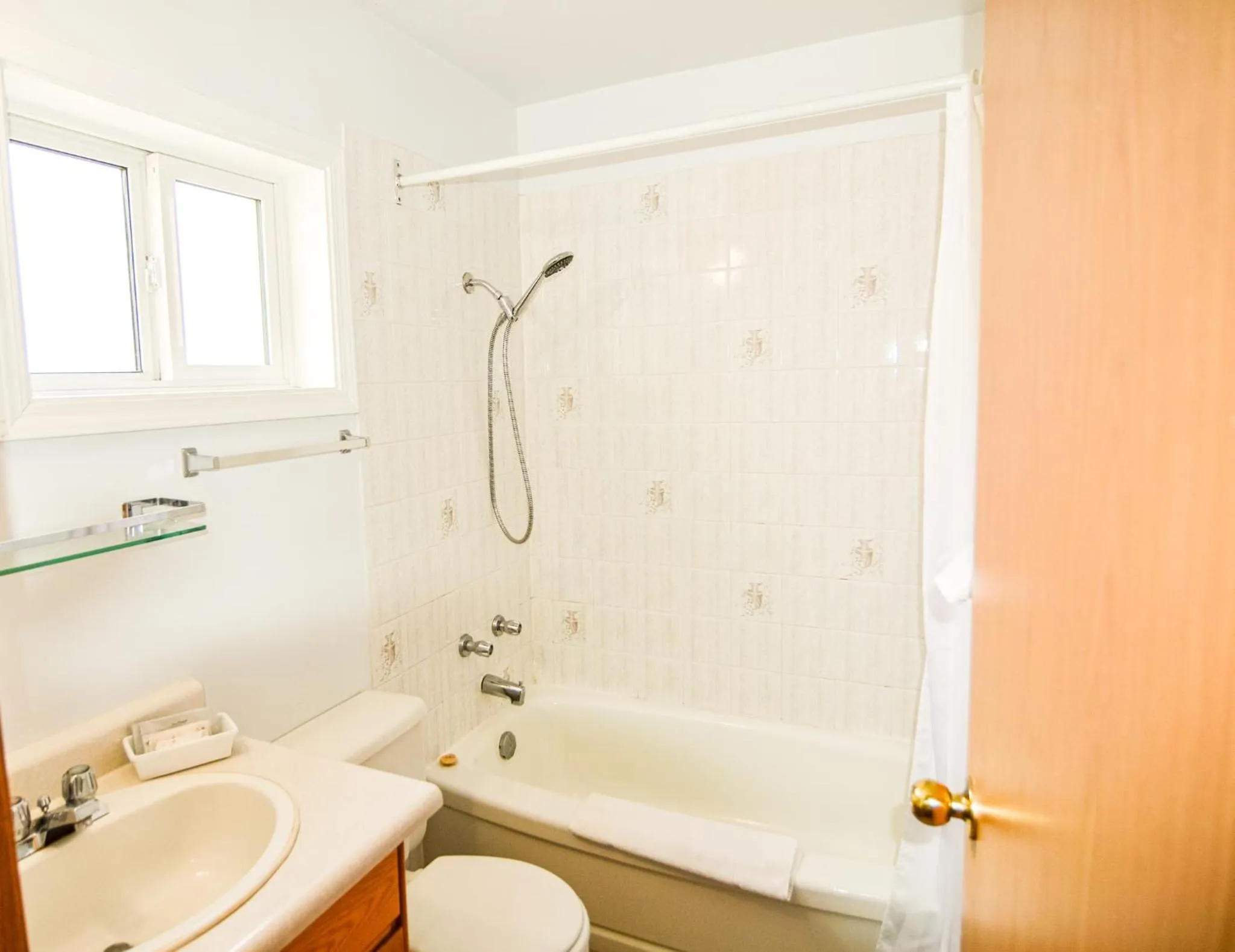 Bathroom in Shoreline Resort Condominiums