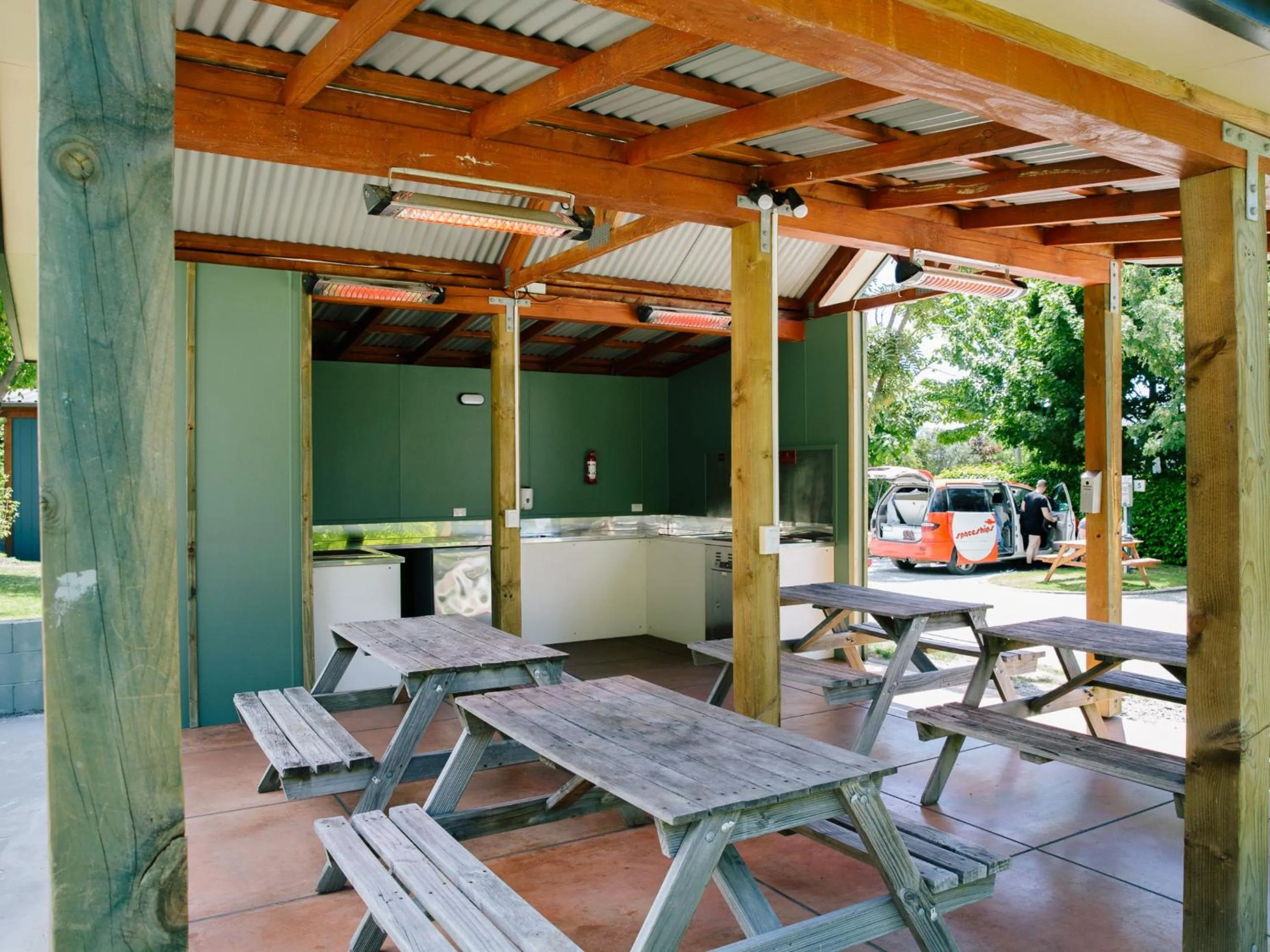 Patio in Wanaka Top 10 Holiday Park