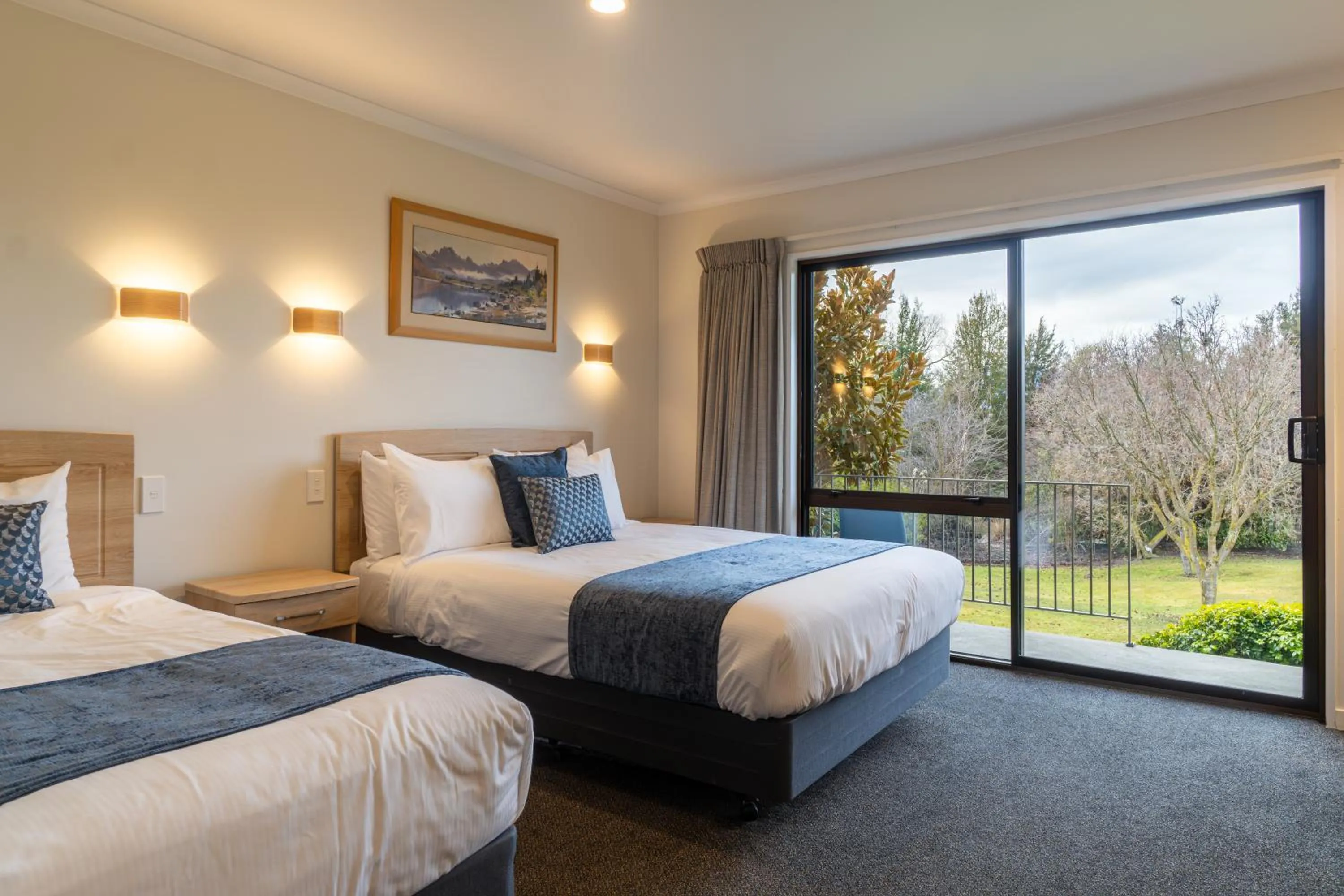 Bed in Wanaka Top 10 Holiday Park