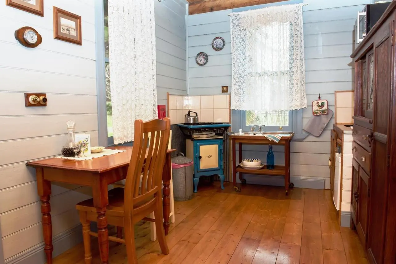 Colby Cottages, Wooragee near Beechworth