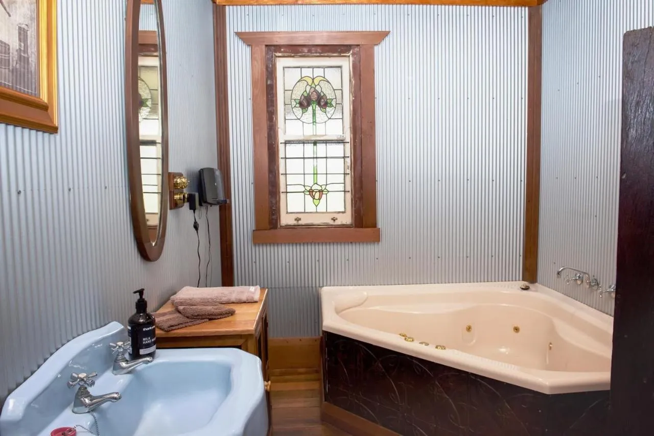 Colby Cottages, Wooragee near Beechworth