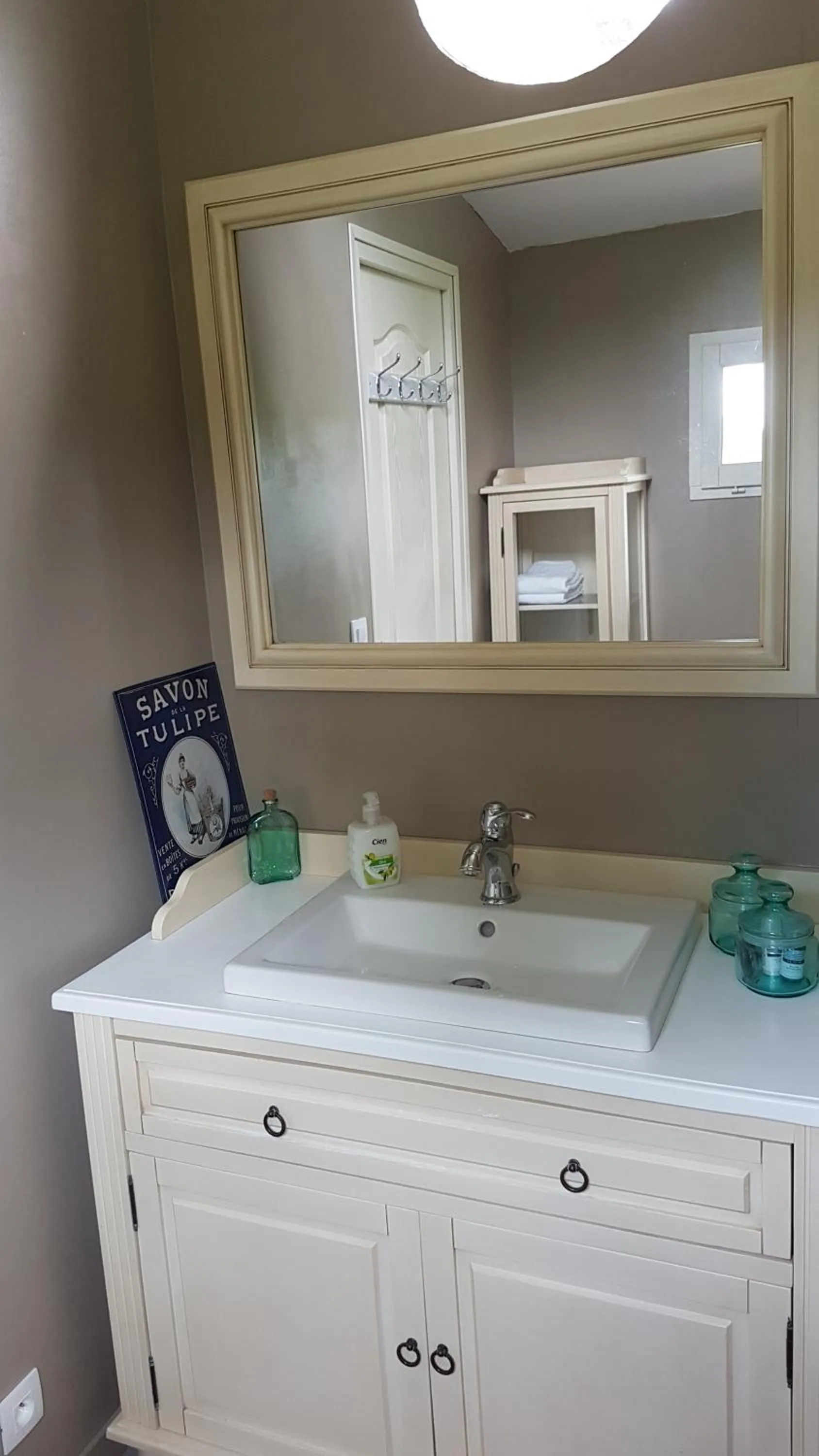 Bathroom in La THIBAUDIERE Tilleul