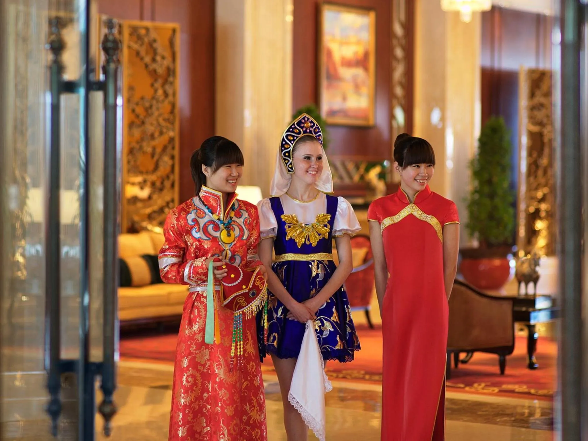 Staff in Shangri-La Manzhouli
