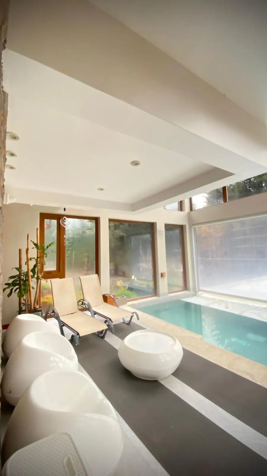 Swimming pool in Origen de la Bahia