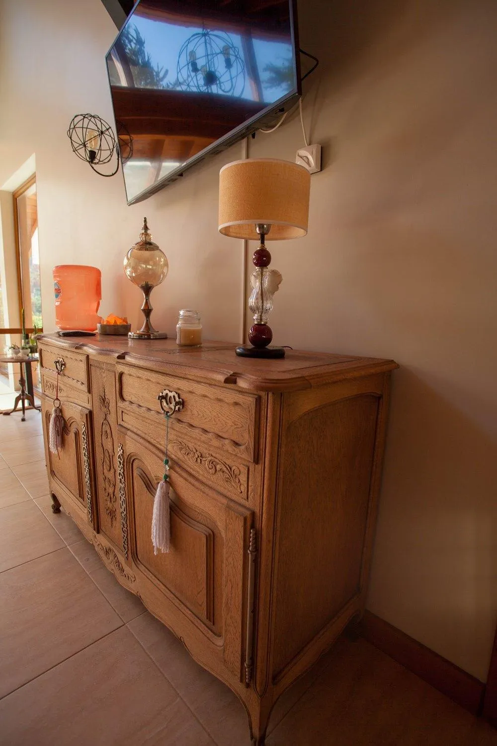 Communal lounge/ TV room in Origen de la Bahia