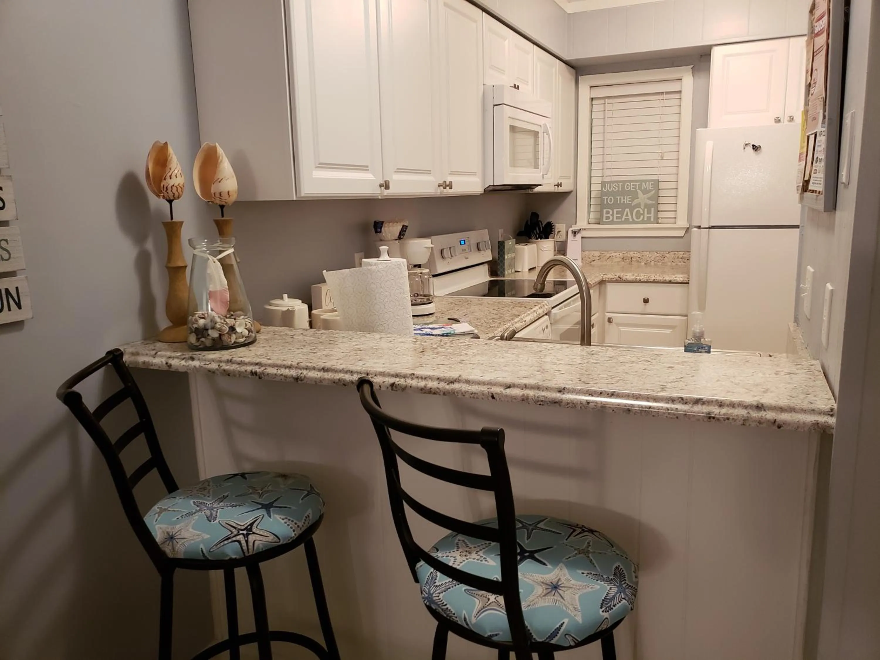 kitchen in Hilton Head Resort