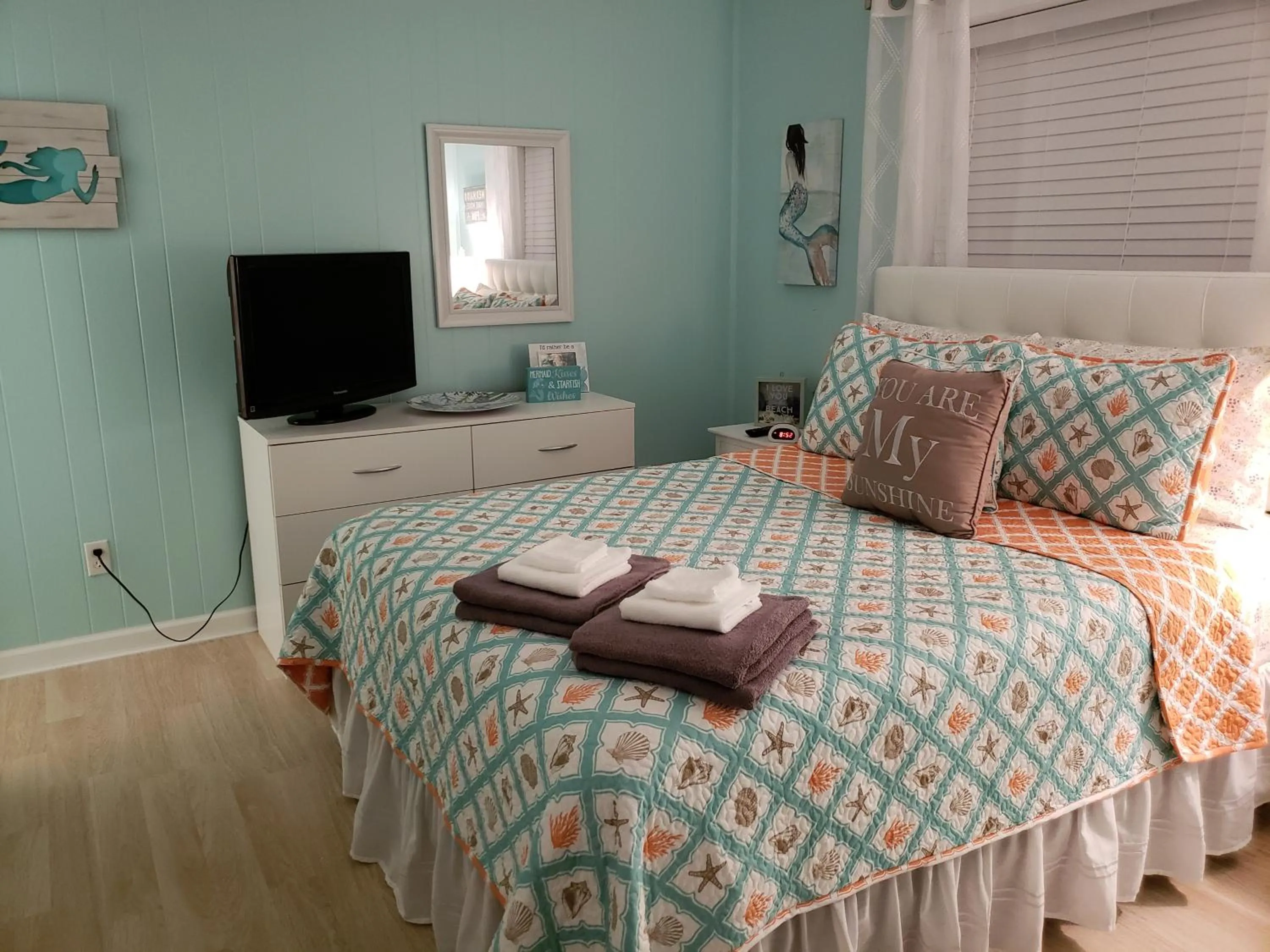 Bedroom, Bed in Hilton Head Resort