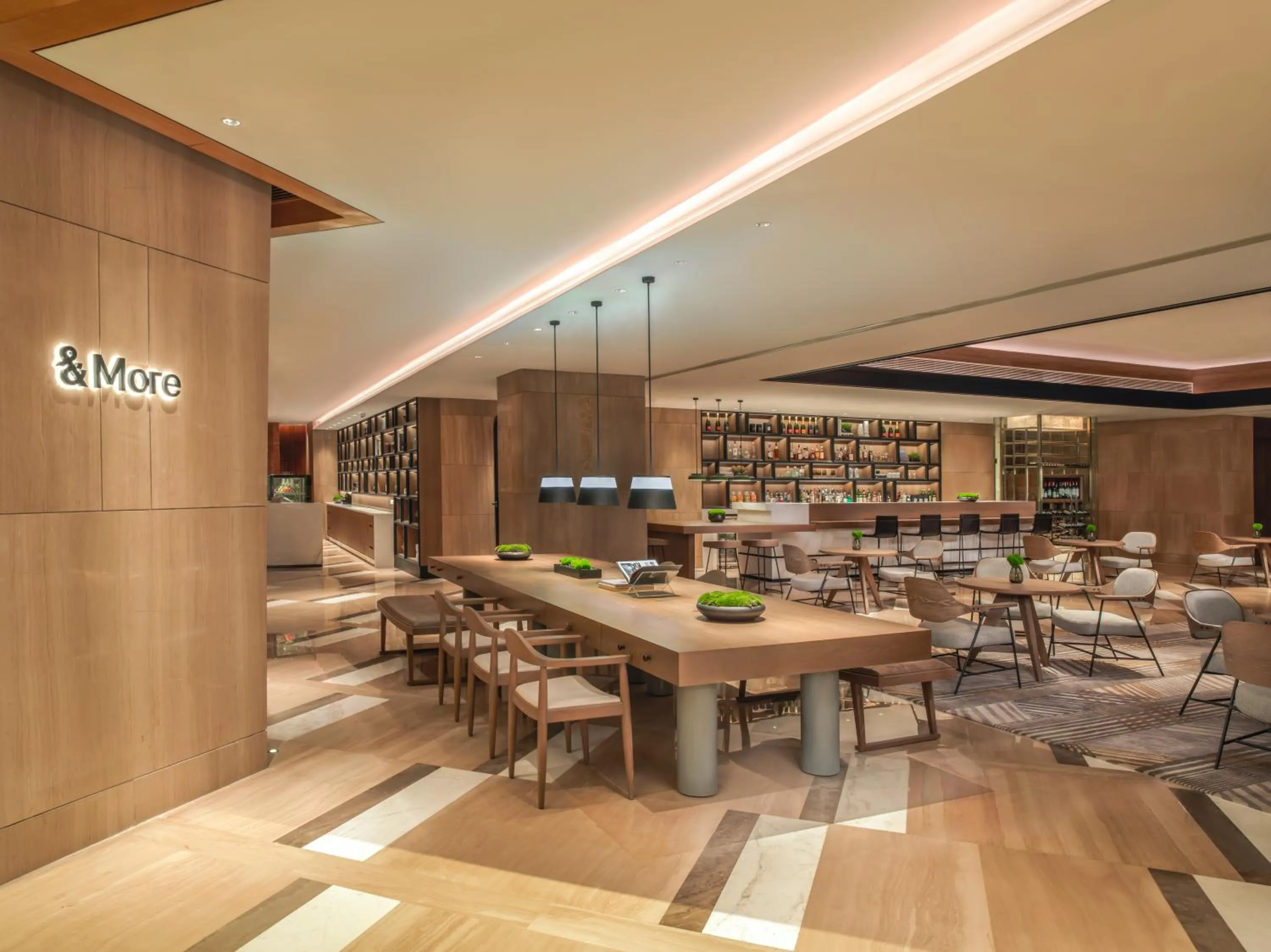 Lobby or reception in Sheraton Guangzhou Hotel