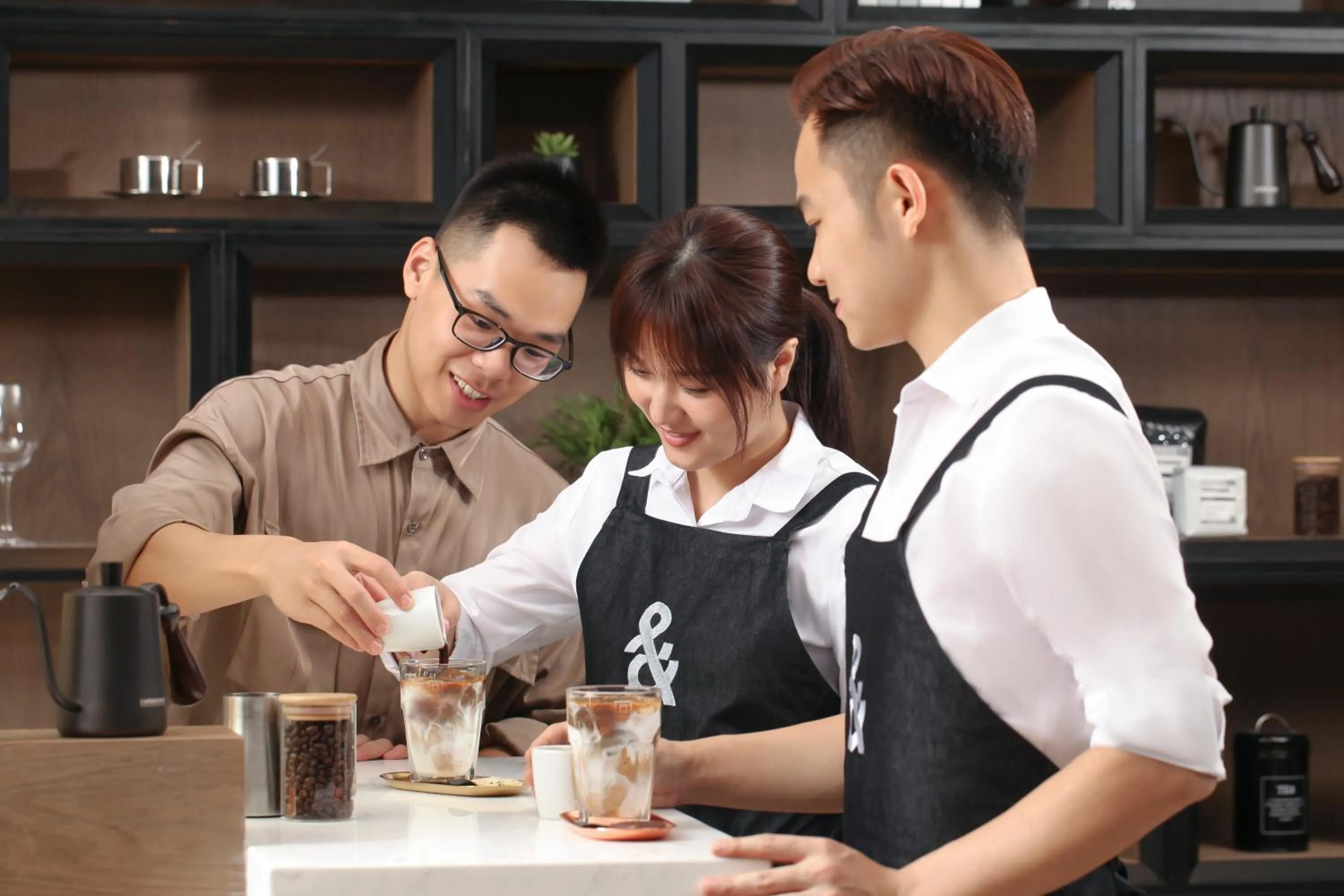 Lobby or reception in Sheraton Guangzhou Hotel